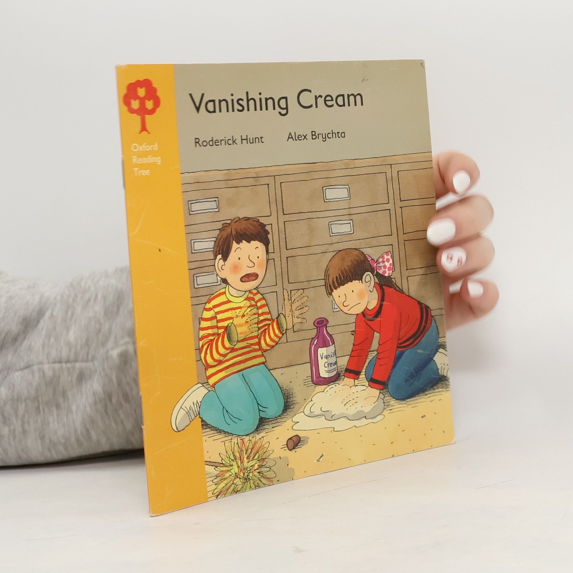 Roderick Hunt Vanishing Cream