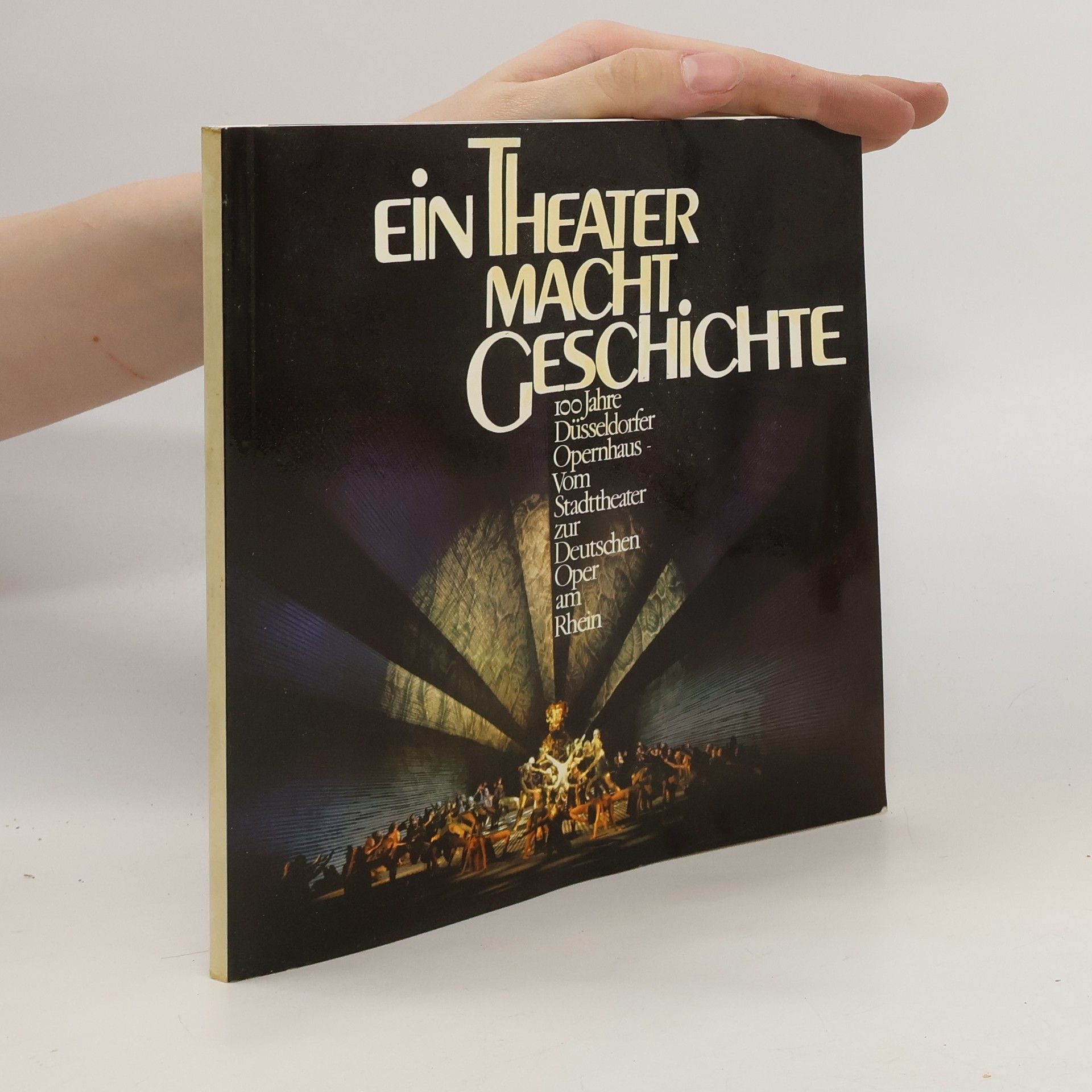 Collectif d'auteurs Ein Theater macht Geschichte