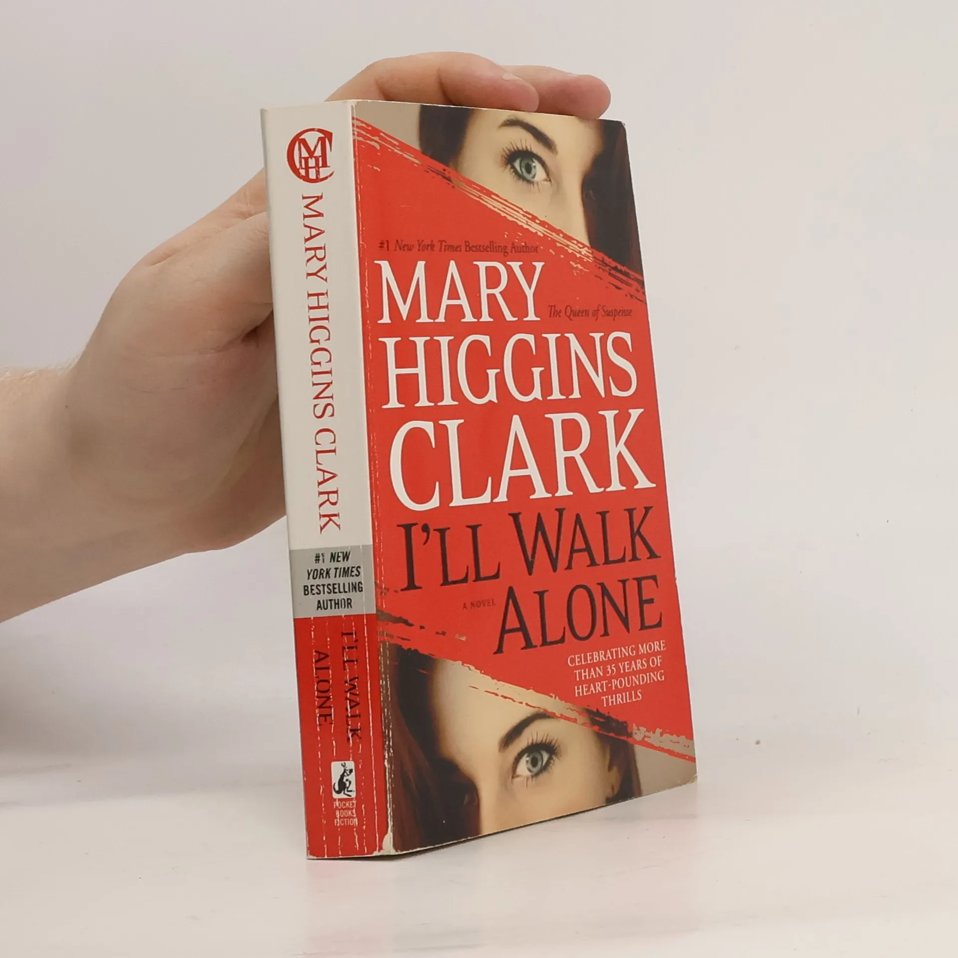 I'll Walk Alone | Book | Paperback | Mary Higgins Clark | EN