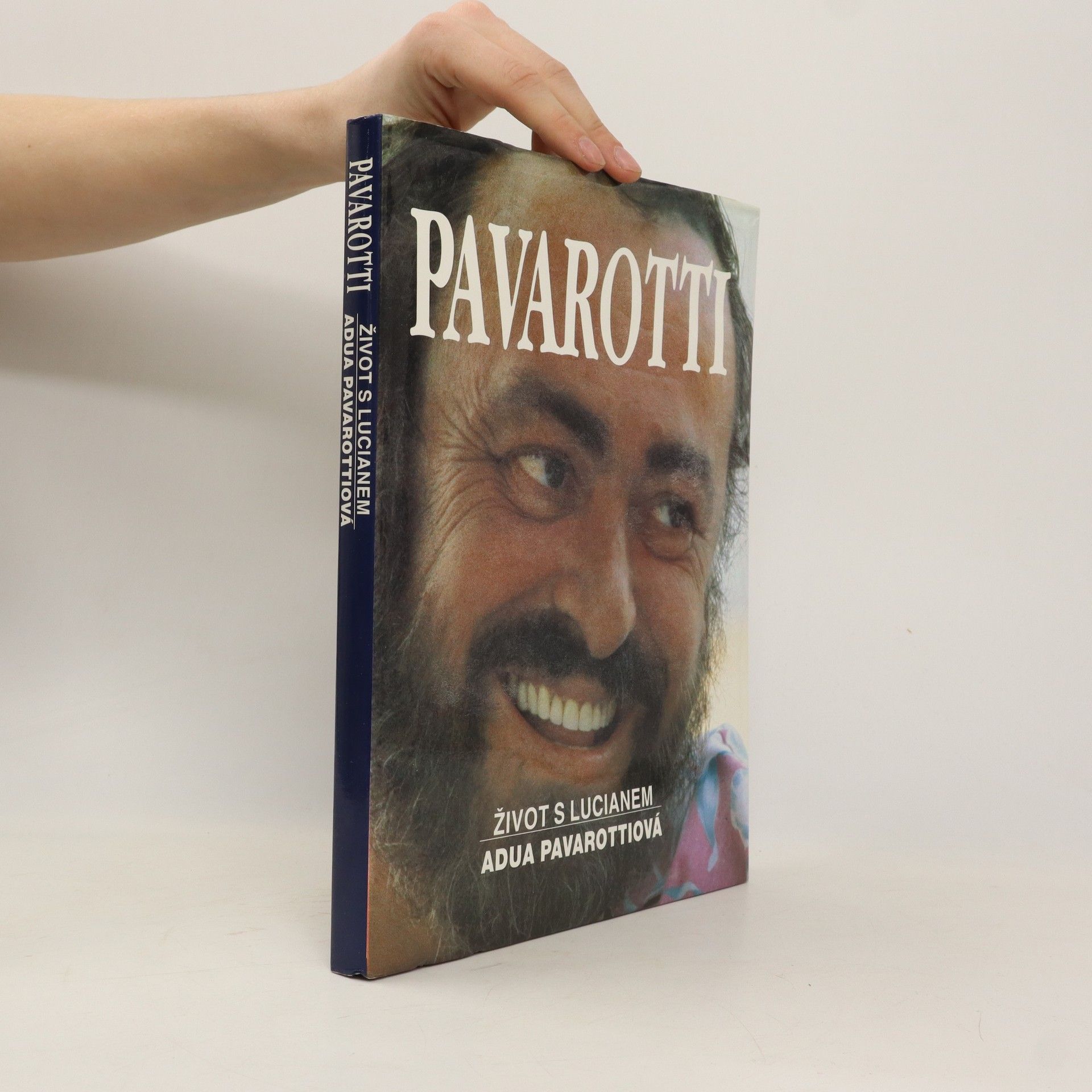Adua Pavarotti Pavarotti: Život s Lucianem