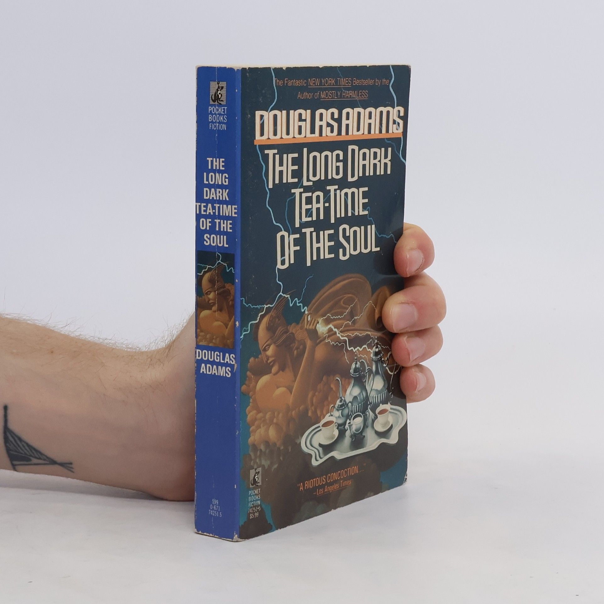 Douglas Adams Long Dark Tea-Time of the Soul