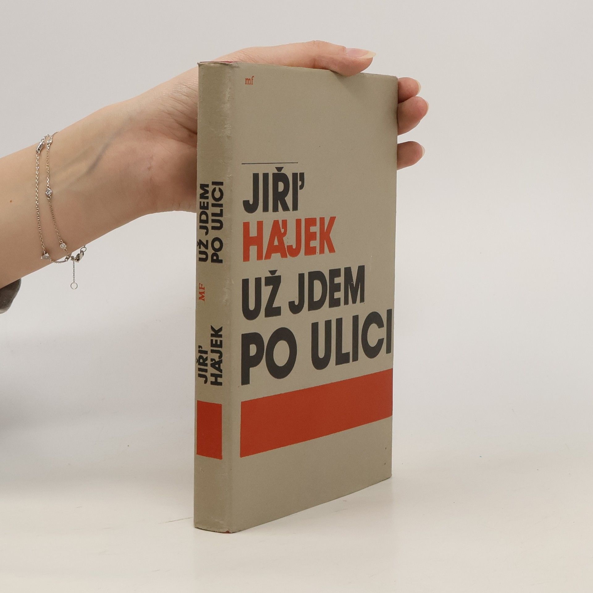 Jiří Hájek Už jdem po ulici