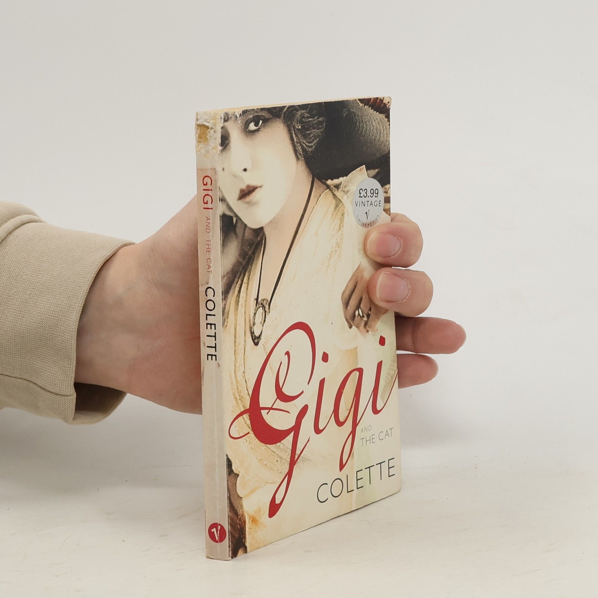 Colette Gigi and the Cat