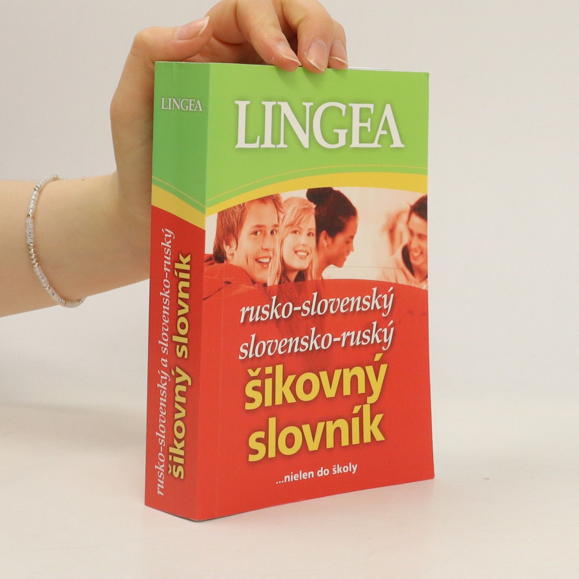kolektiv Rusko-slovenský, slovensko-ruský šikovný slovník