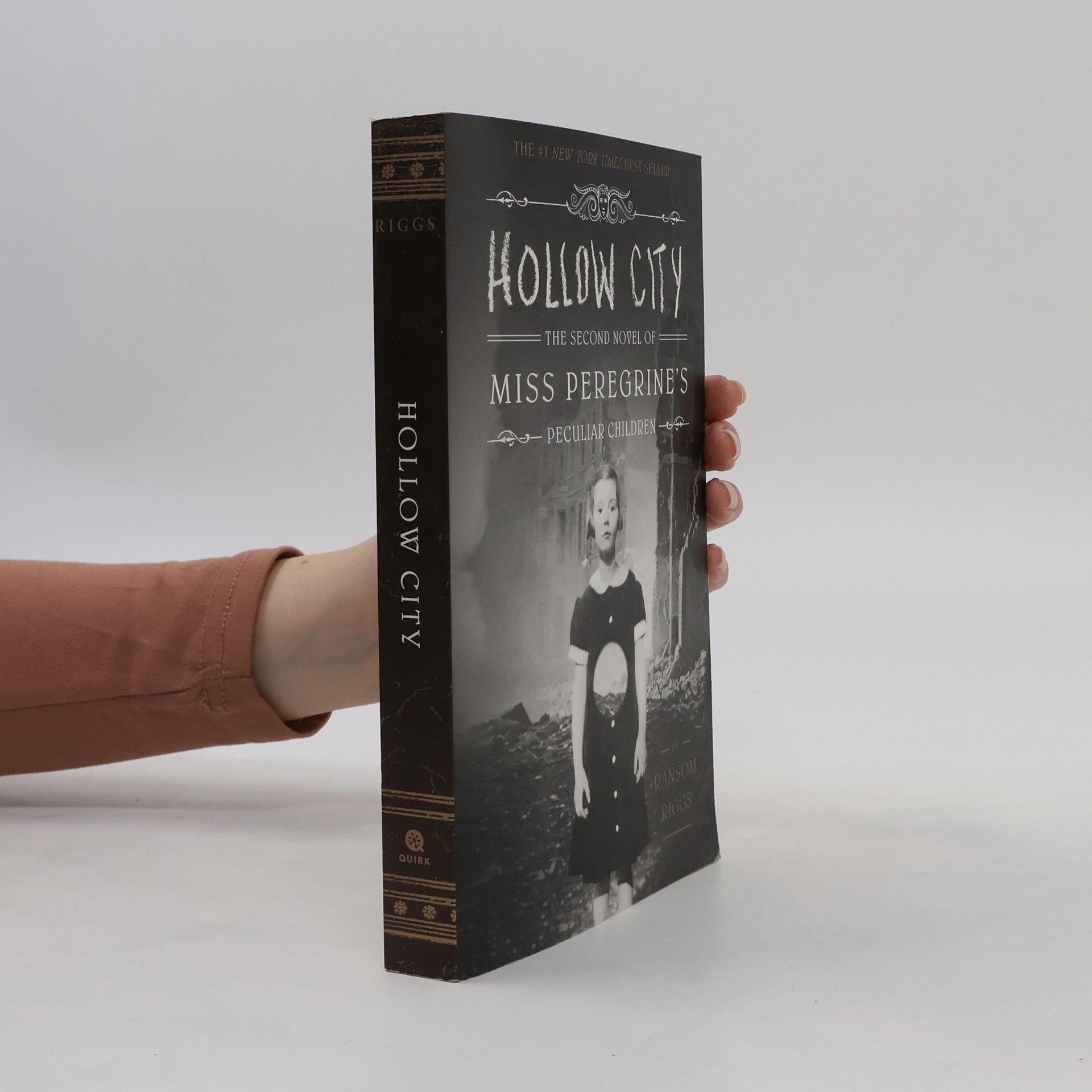 Ransom Riggs Hollow City