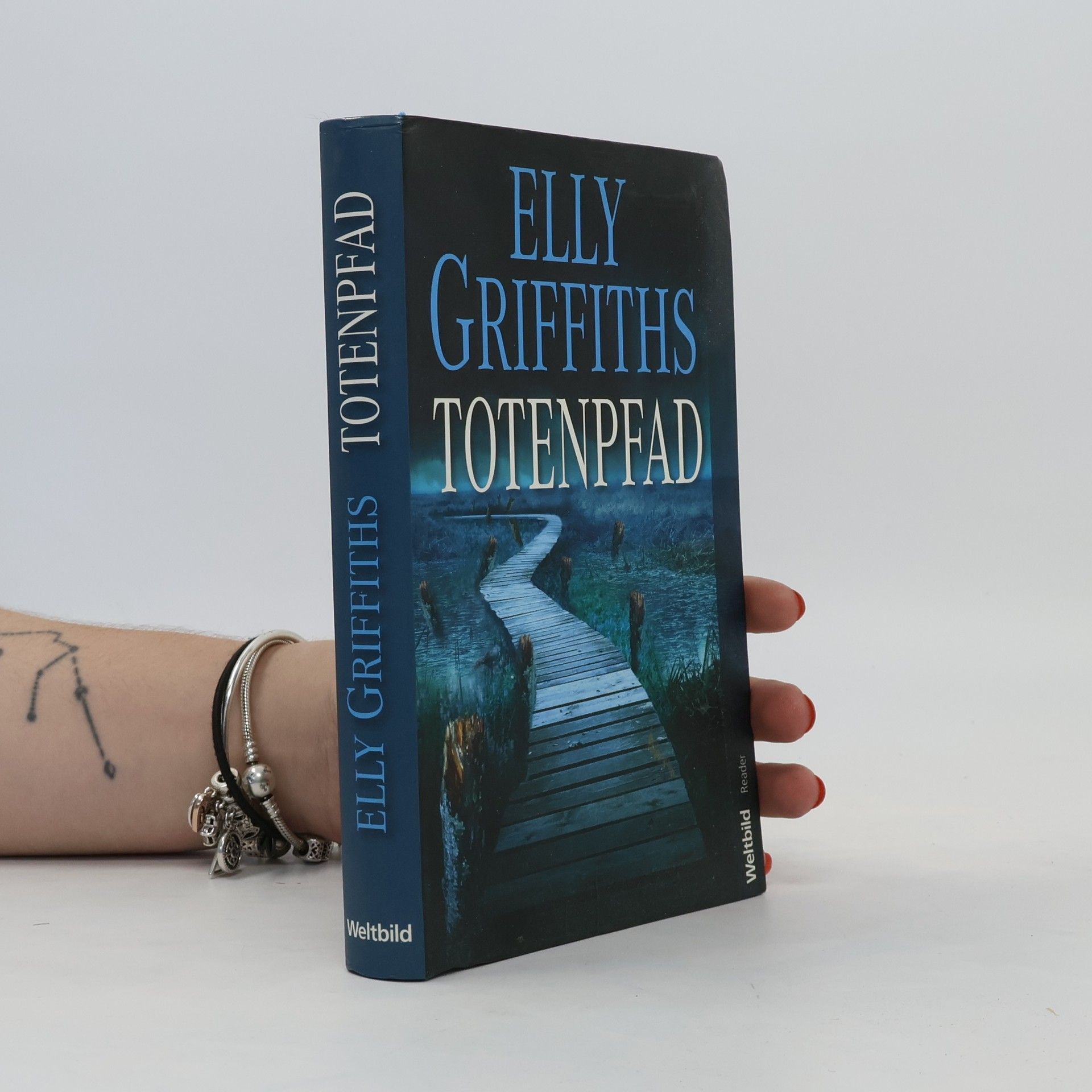 Elly Griffiths Totenpfad