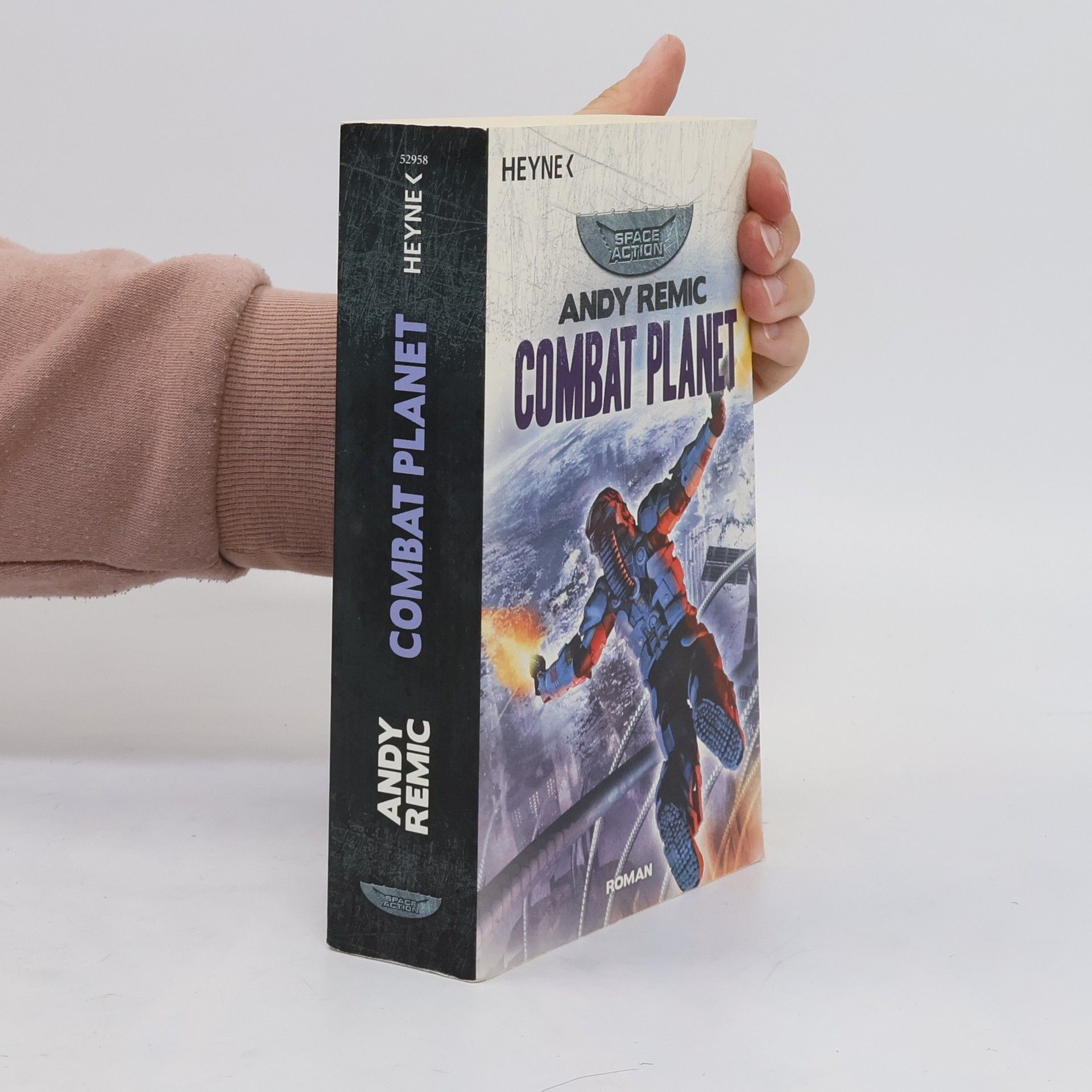 Andy Remic Combat Planet. Roman