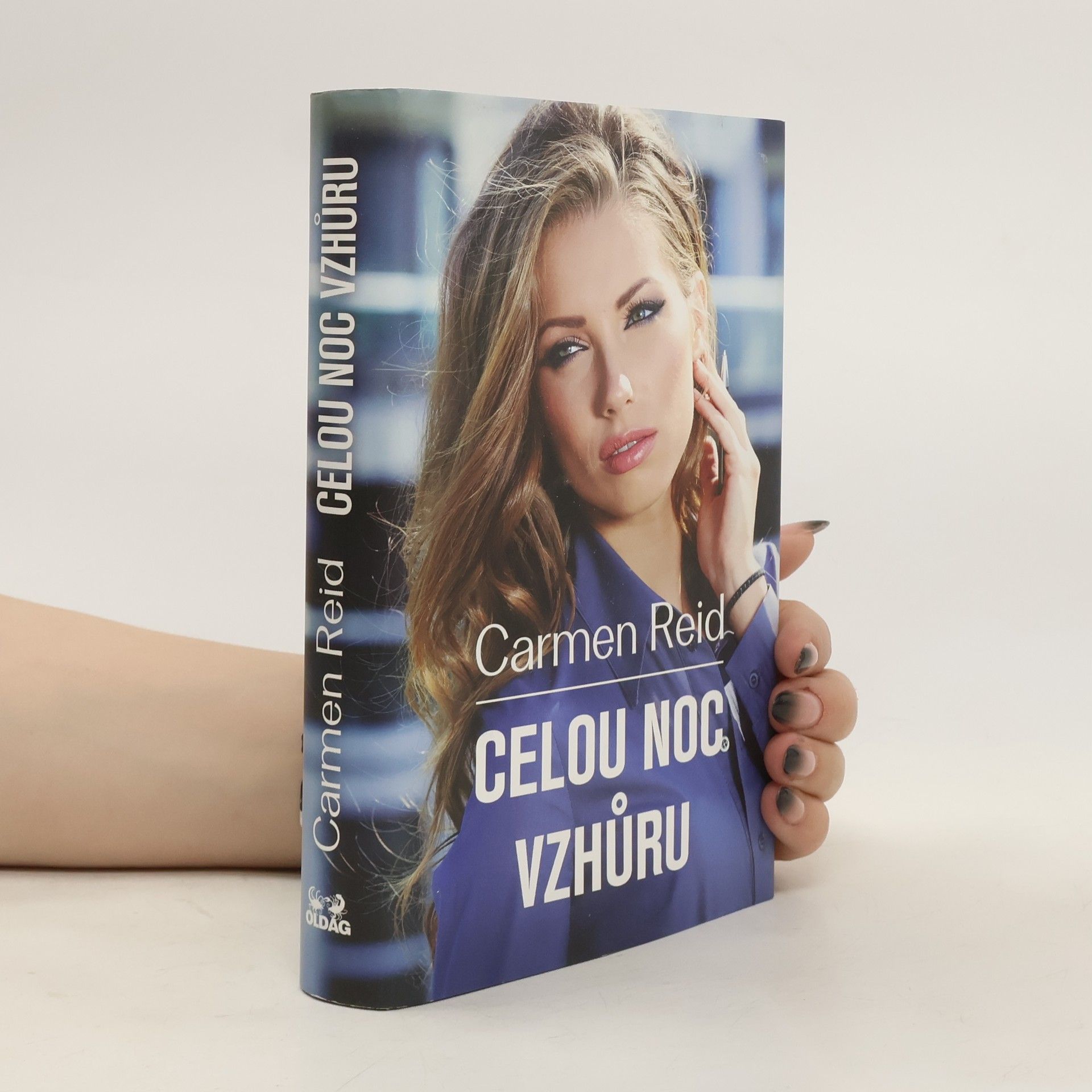 Carmen Reid Celou noc vzhůru