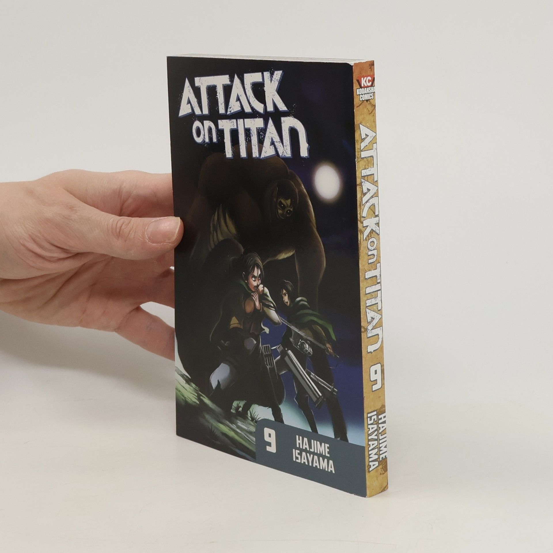 Hajime Isayama Attack on Titan 9