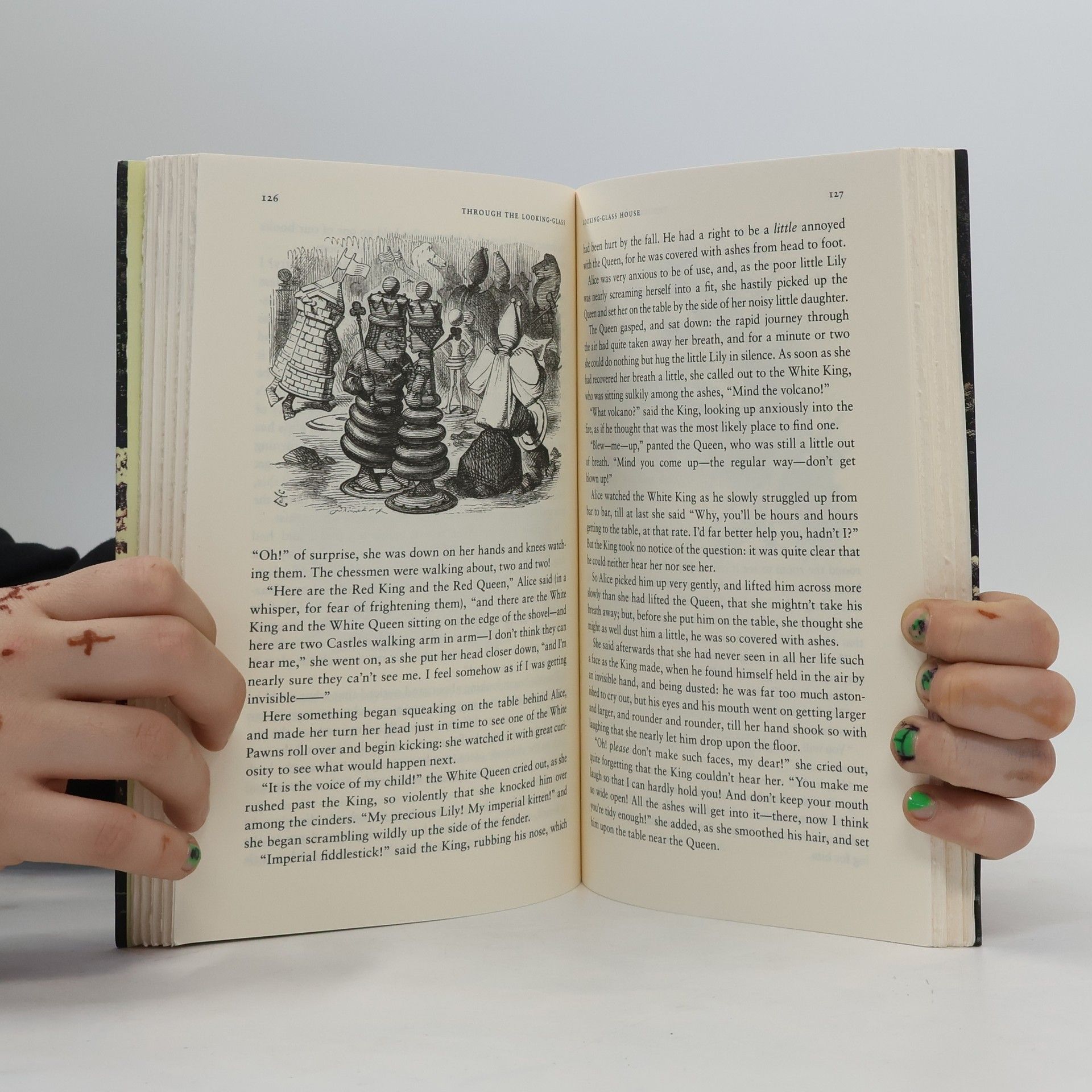 Lewis Carroll Alice's Adventures in Wonderland and Through the Looking-Glass
