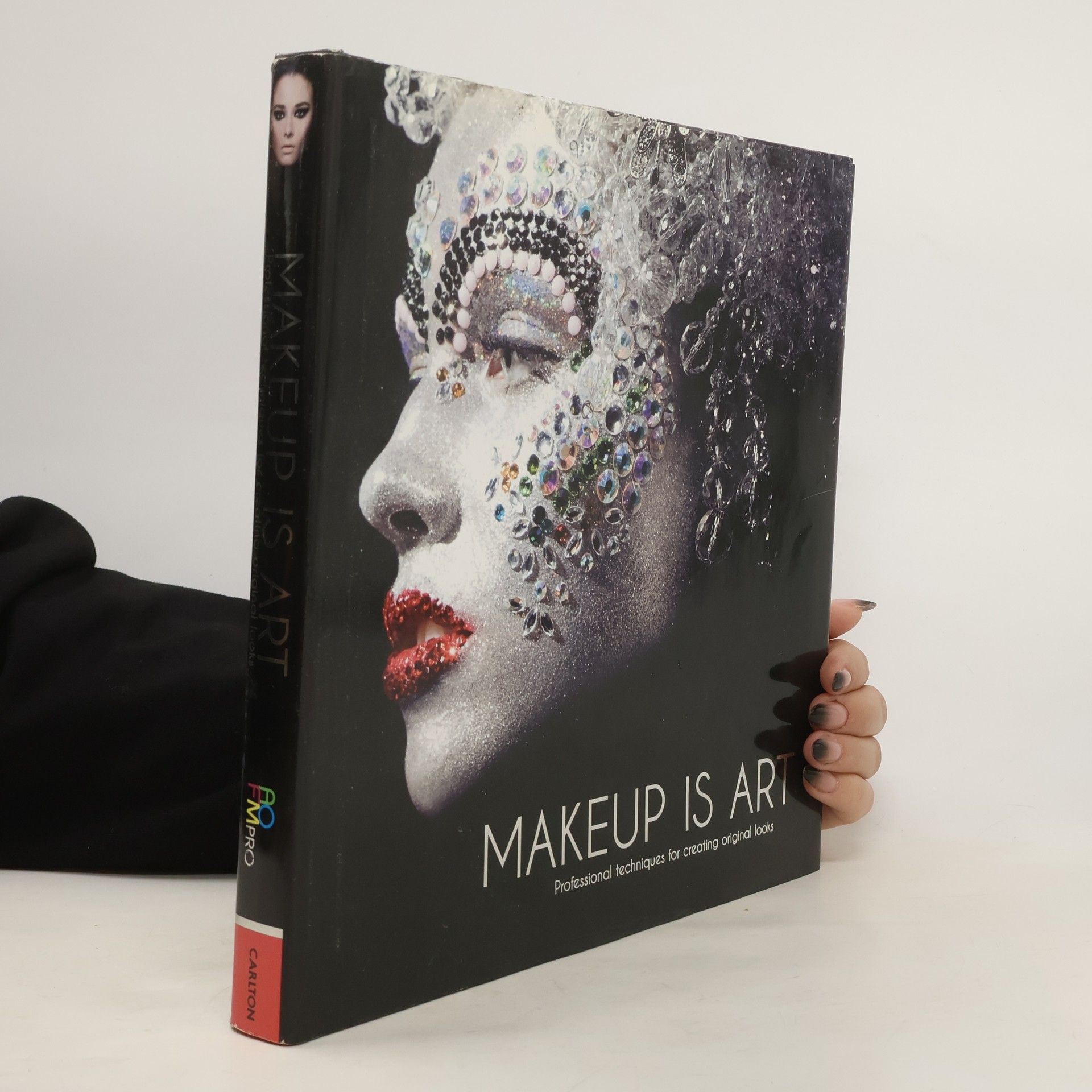 Collective Makeup is art. Professional techniques for creating original looks