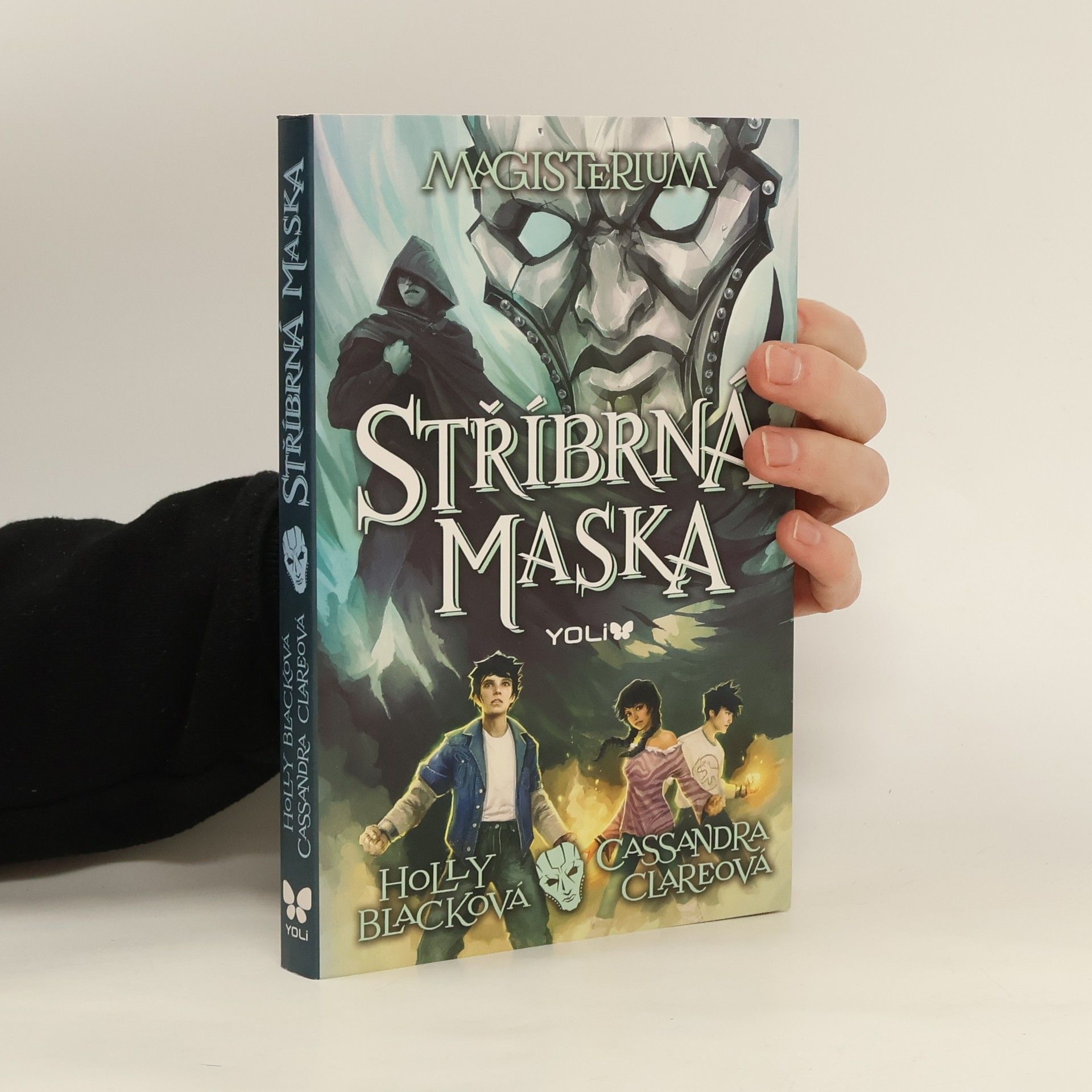 Holly Black Magisterium 4. Stříbrná maska