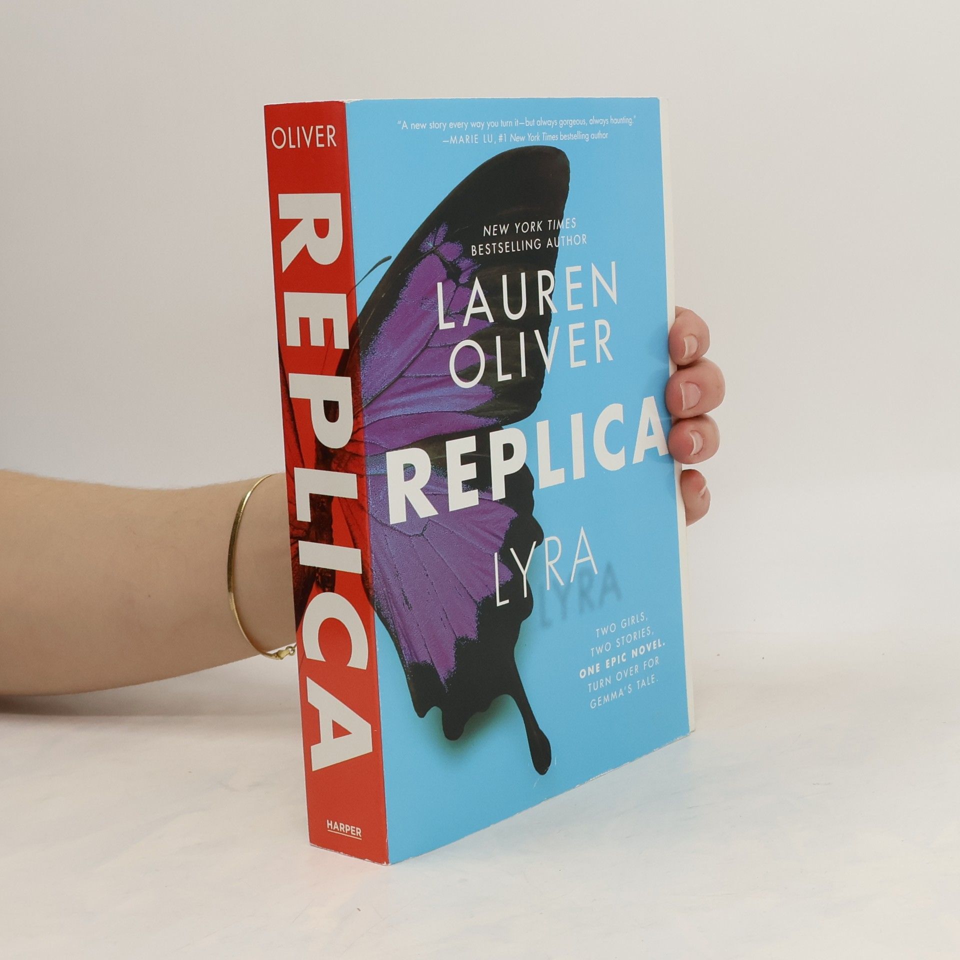 Lauren Oliver Replica, 2 Vols.