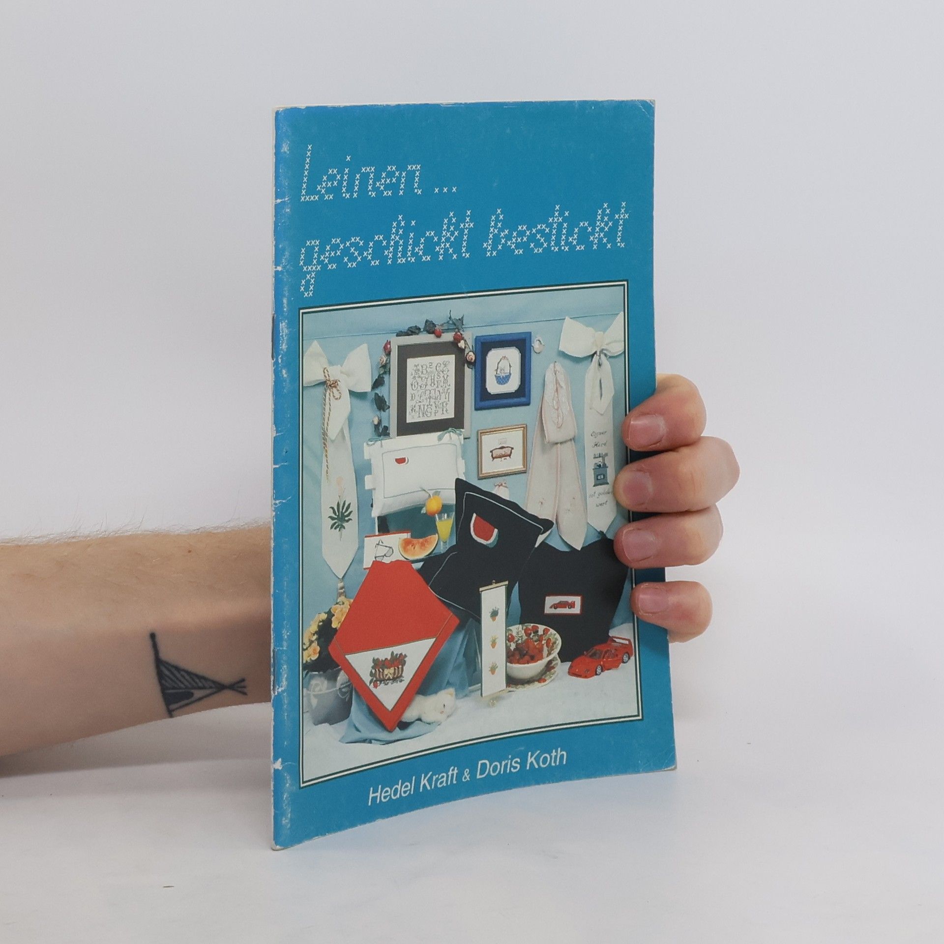 Autorenkollektiv Leinen ... geschickt bestickt