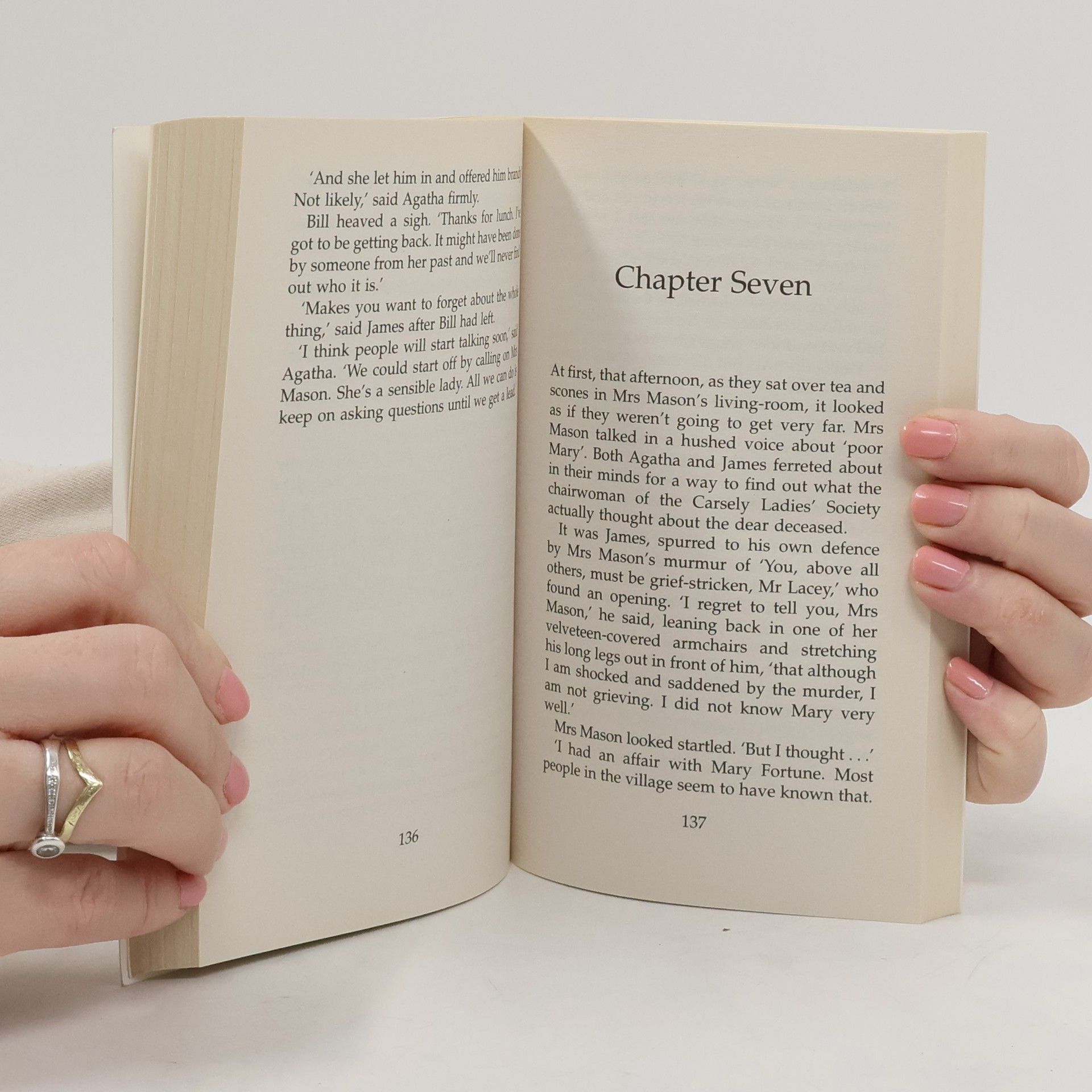 Marion Chesney Agatha Raisin and the Potted Gardener