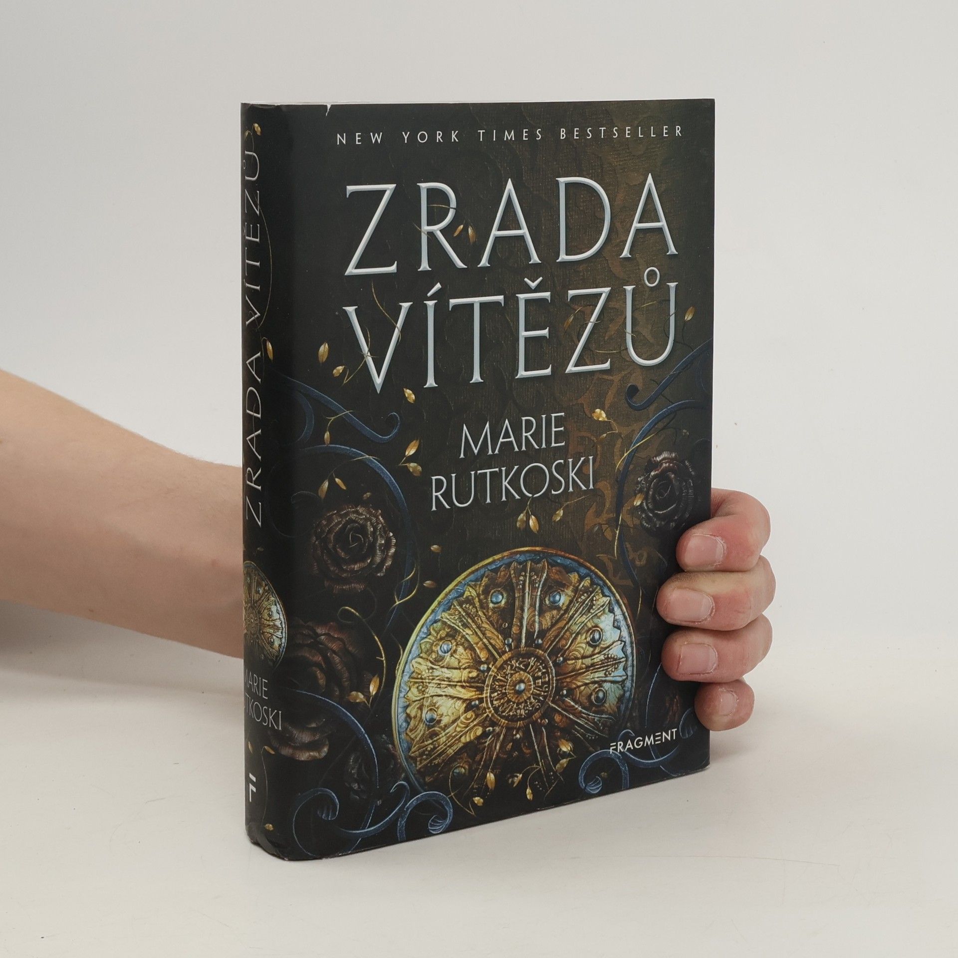 Marie Rutkoski Zrada vítězů