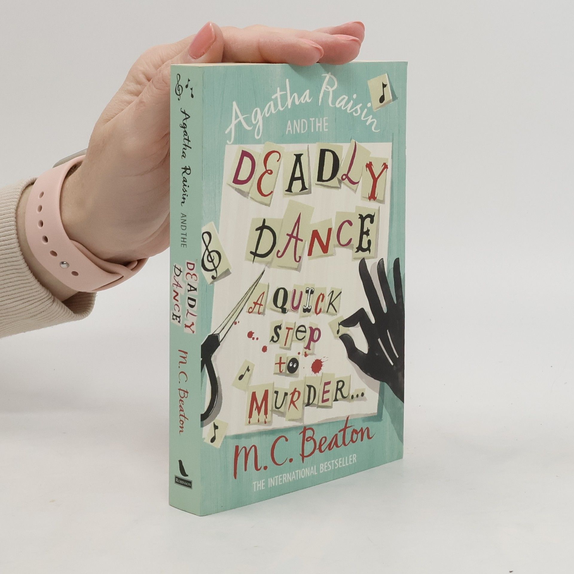 M. C. Beaton Agatha Raisin and the deadly dance