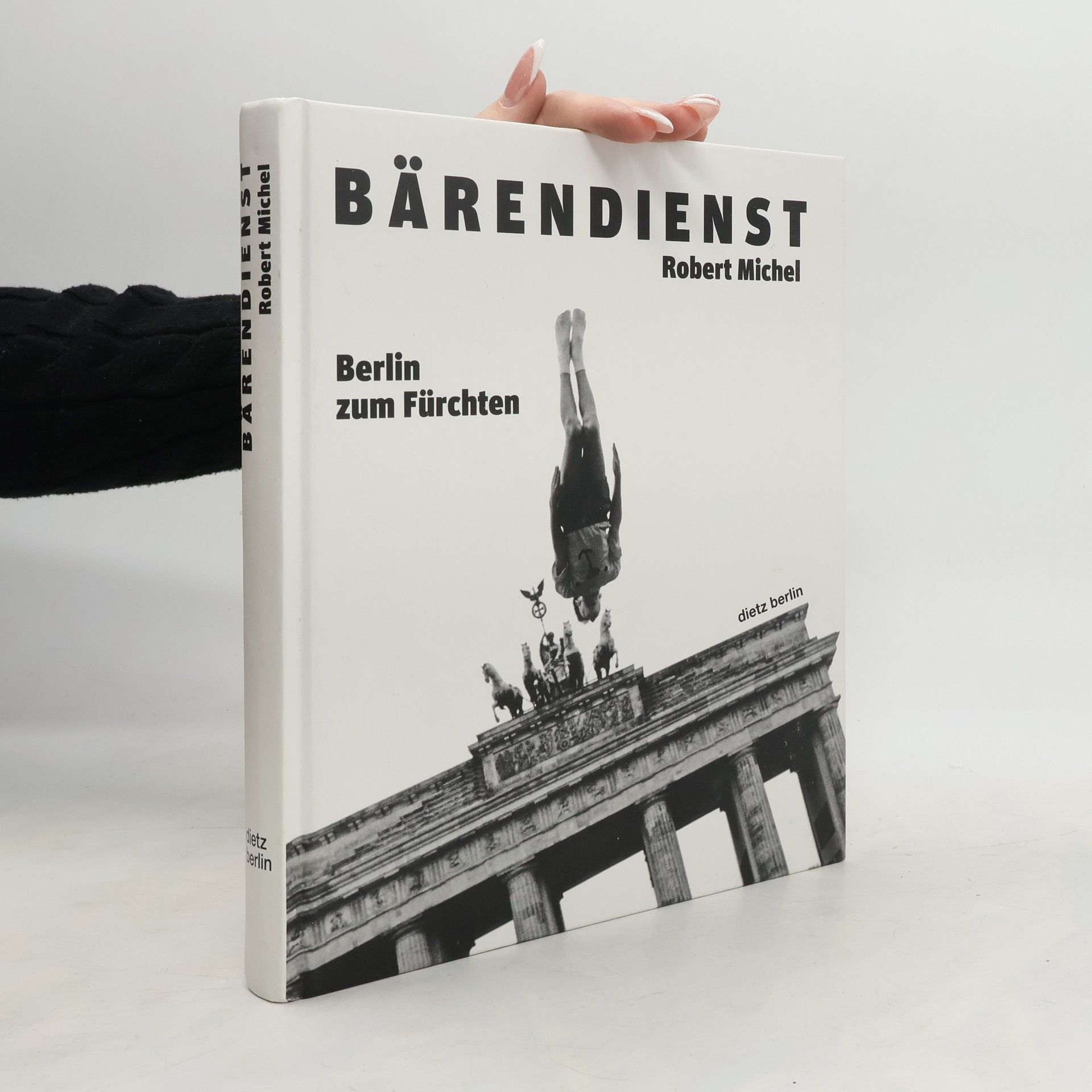 Robert Michel Bärendienst
