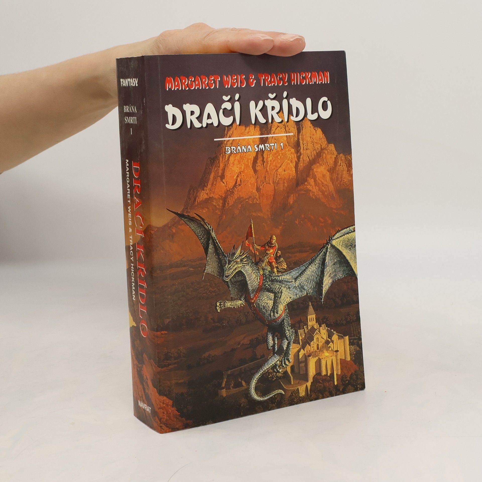 Margaret Weis Brána smrti 1. Dračí křídlo