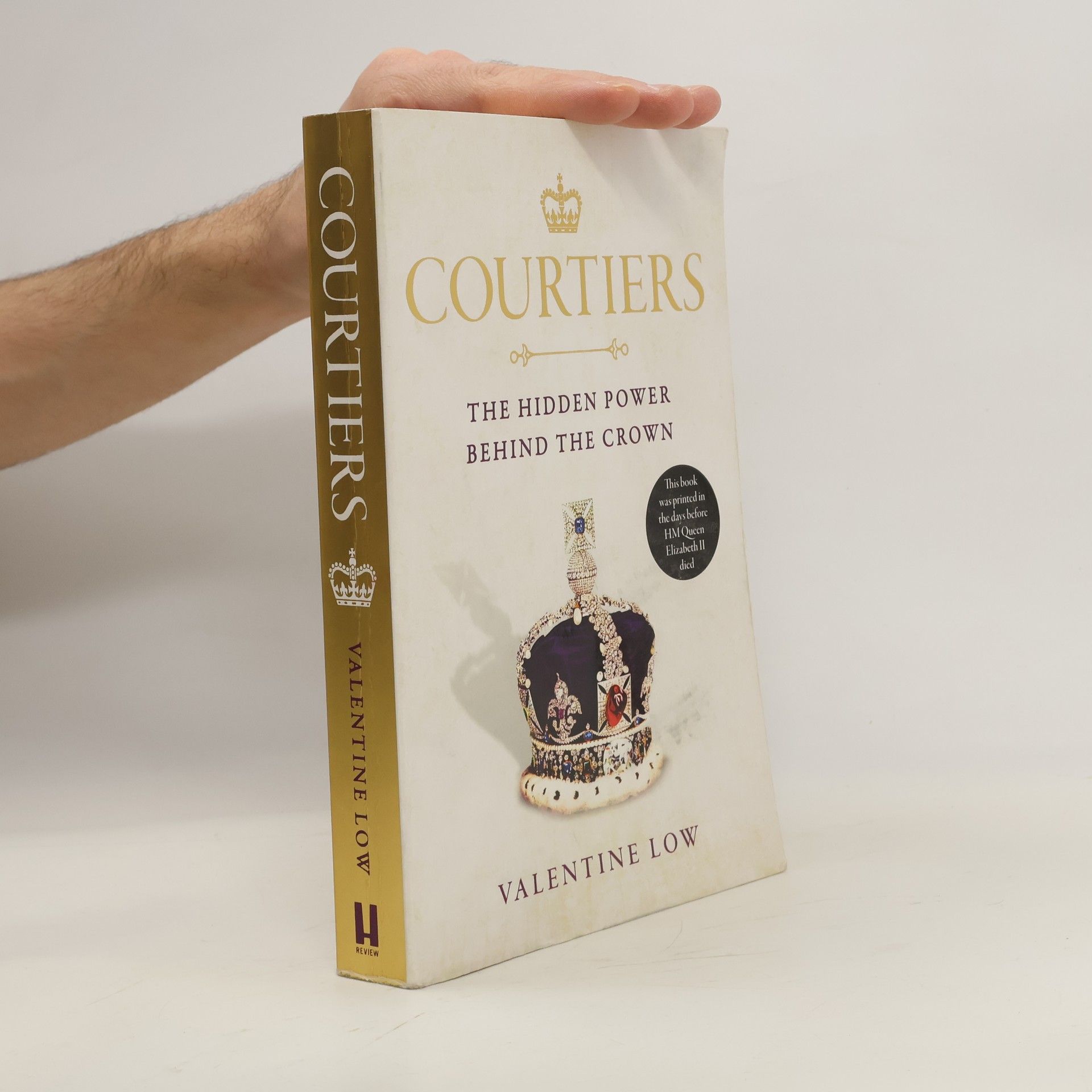 Valentine Low Courtiers
