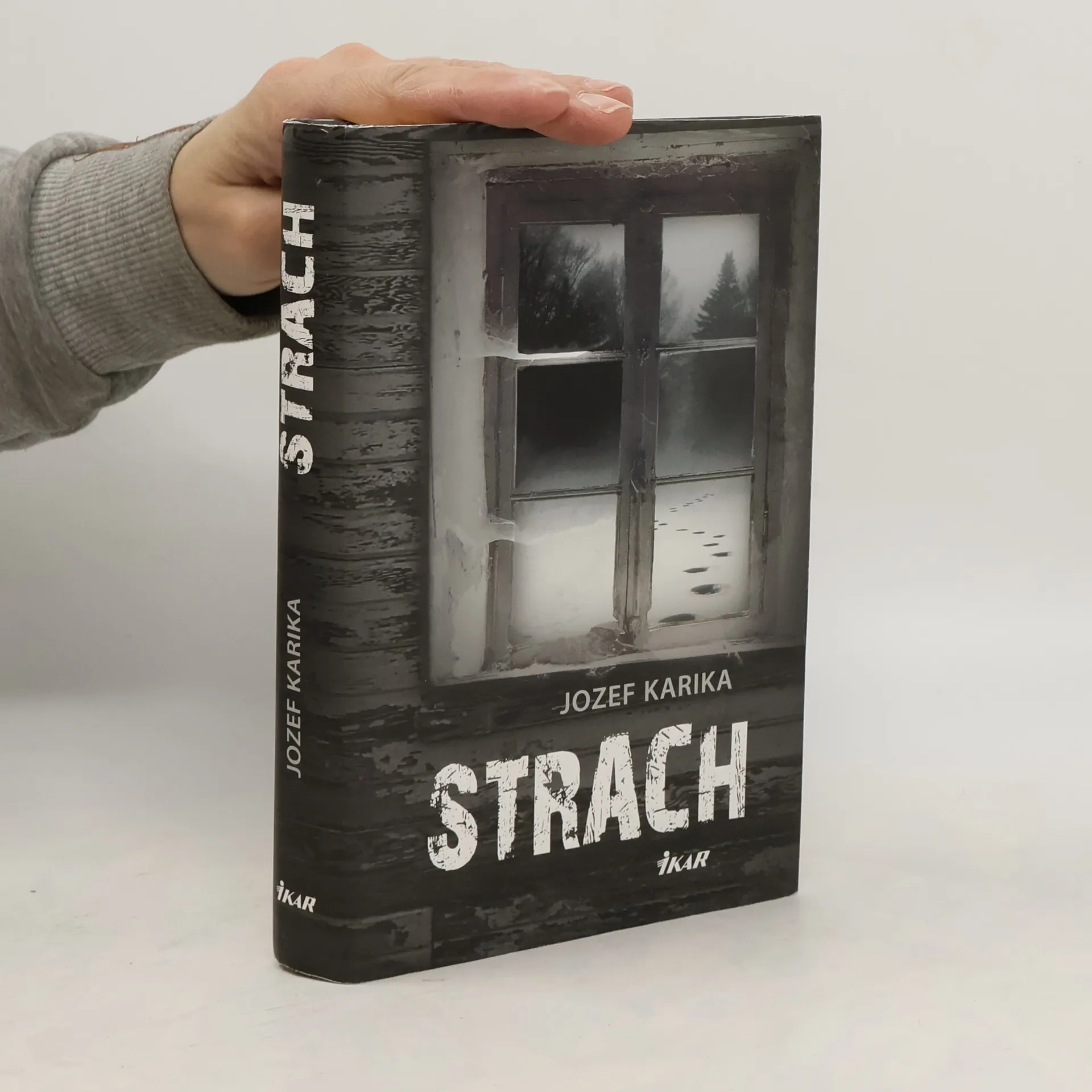 Strach | Kniha | pevná | Jozef Karika