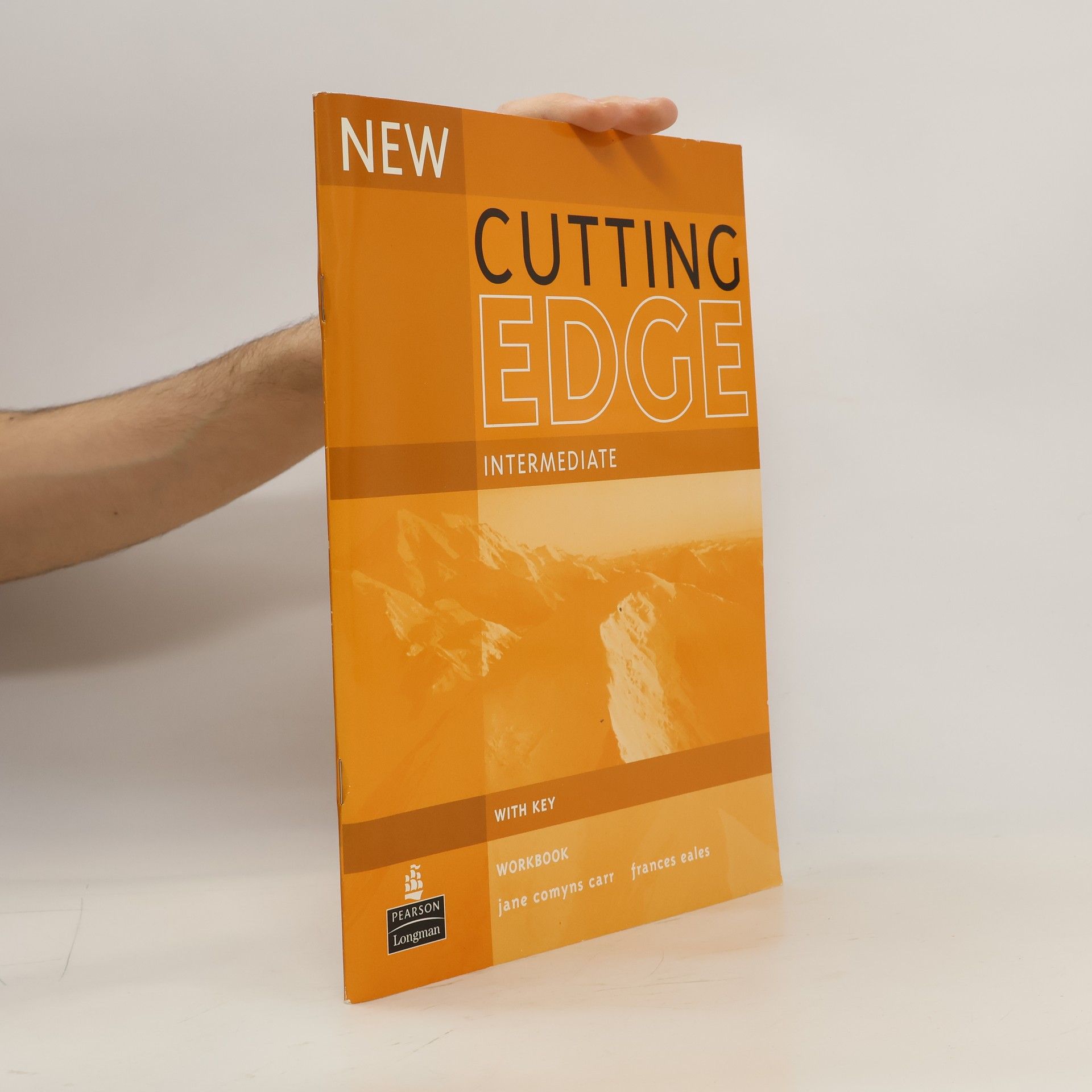 Jane Comyns Carr New Cutting Edge. Intermediate Workbook
