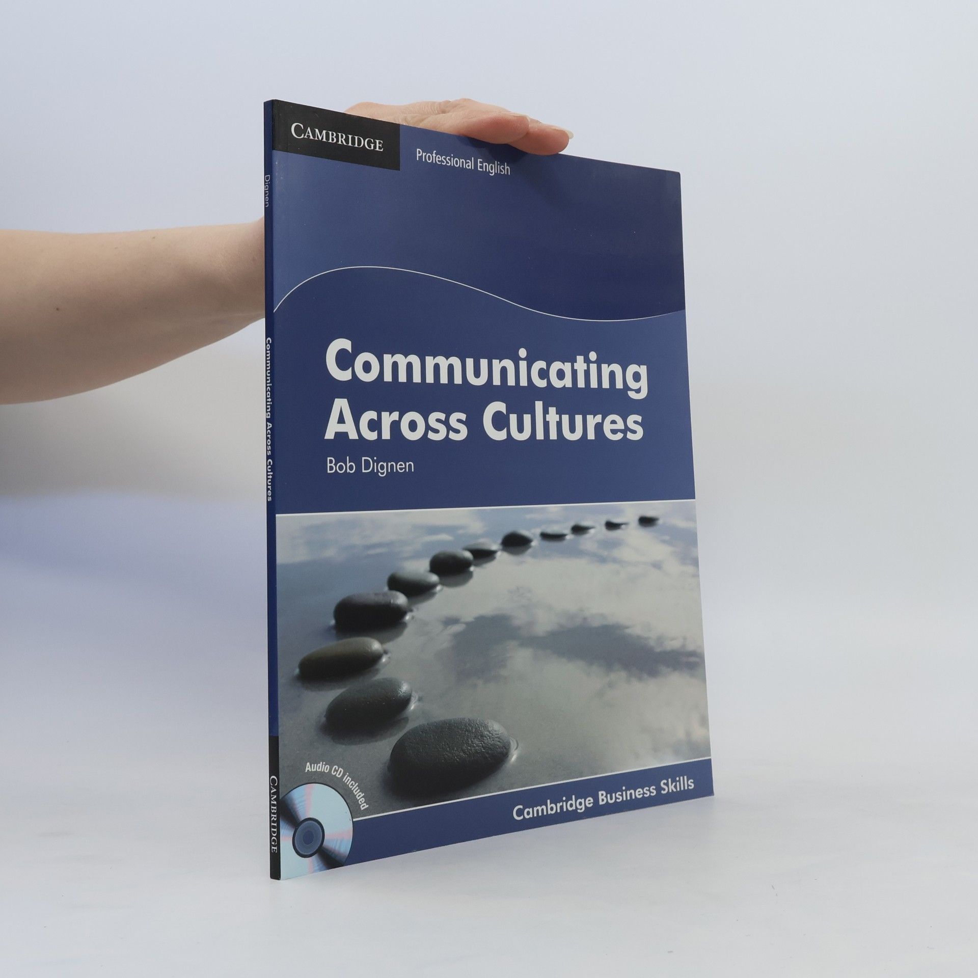 Bob Dignen Communicating Across: Student´s Book with Audio CDs (2)