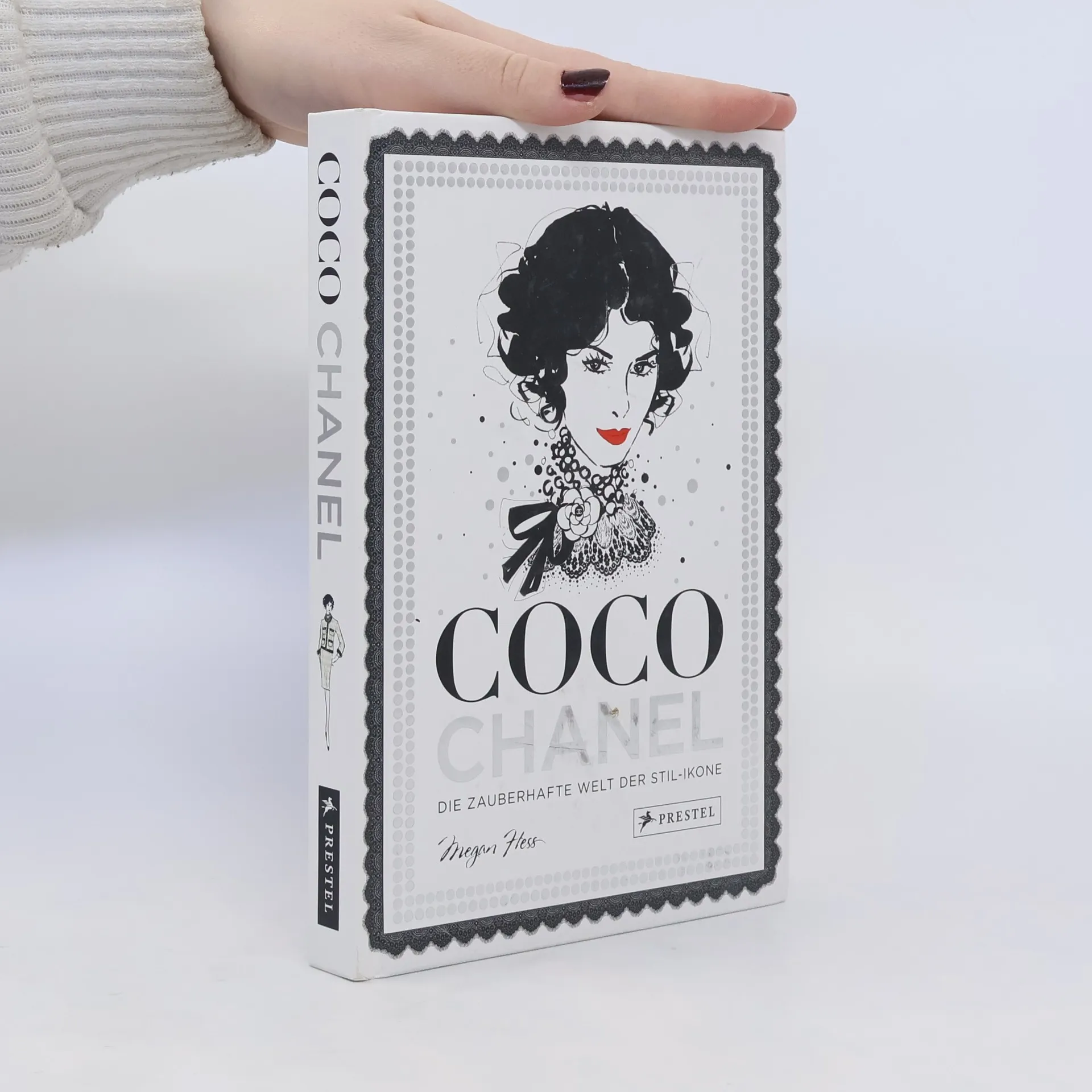 Coco Chanel | Book | Megan Hess | DE