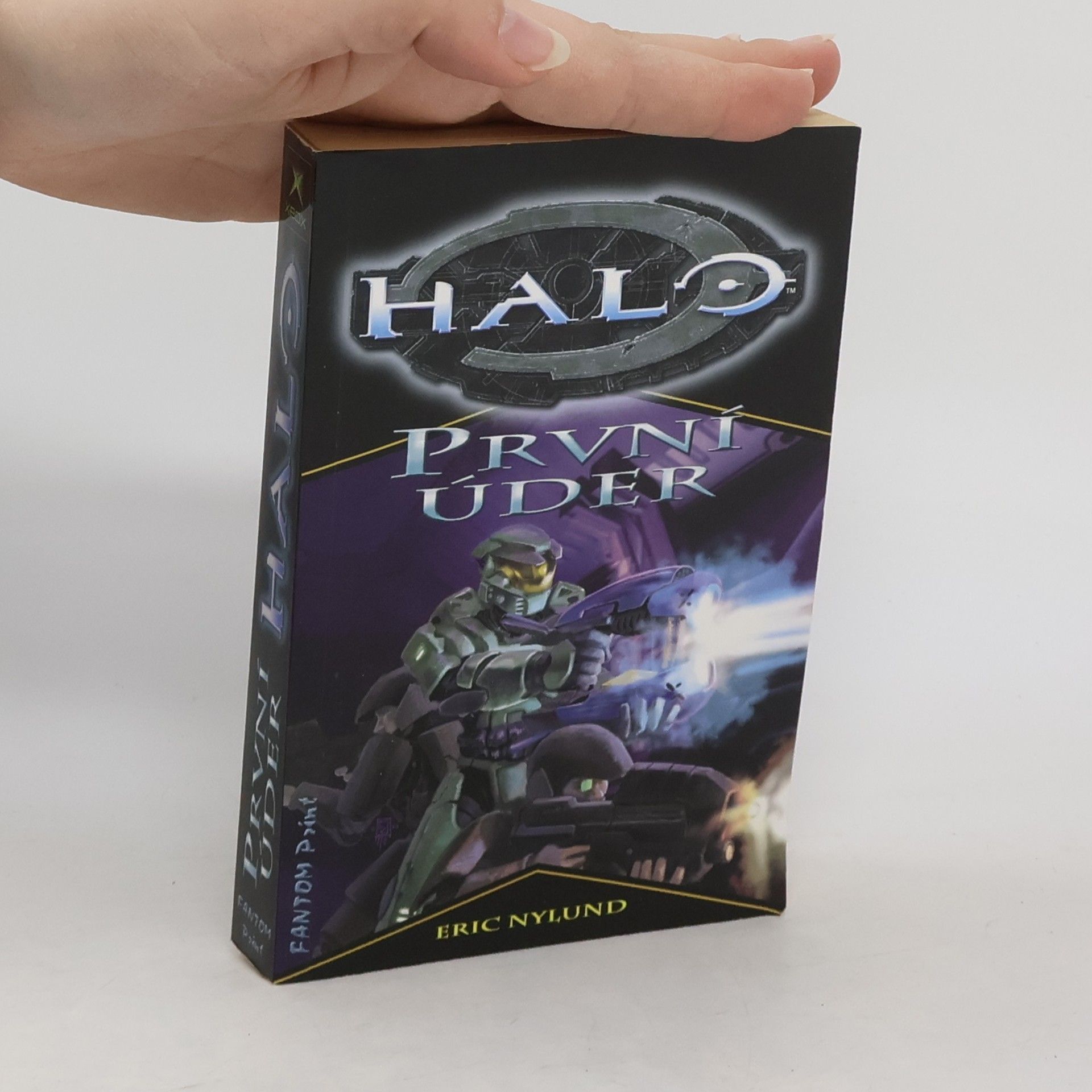 Eric S. Nylund Halo. První úder.