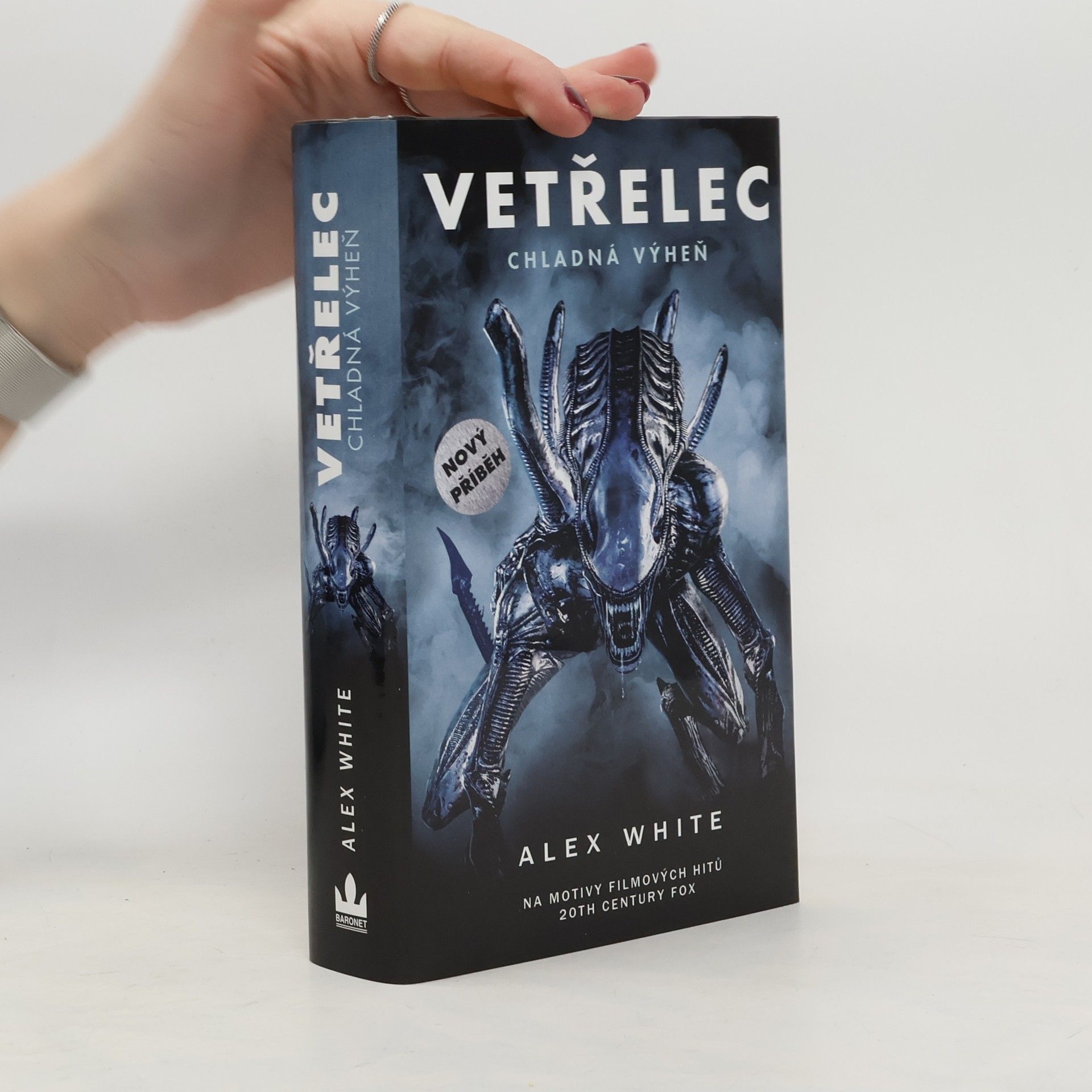 Alex White Vetřelec. Chladná výheň