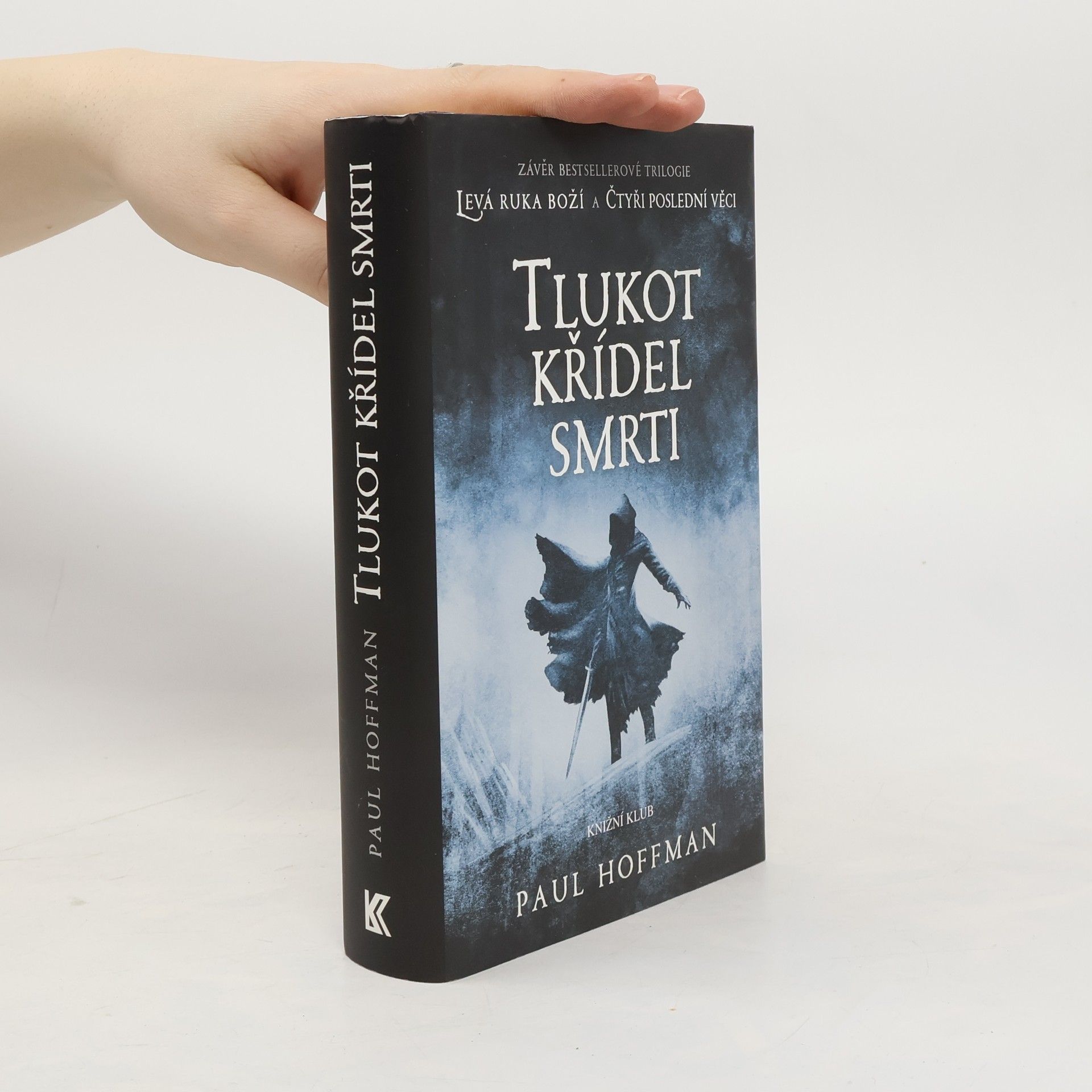 Paul Hoffman Tlukot křídel smrti
