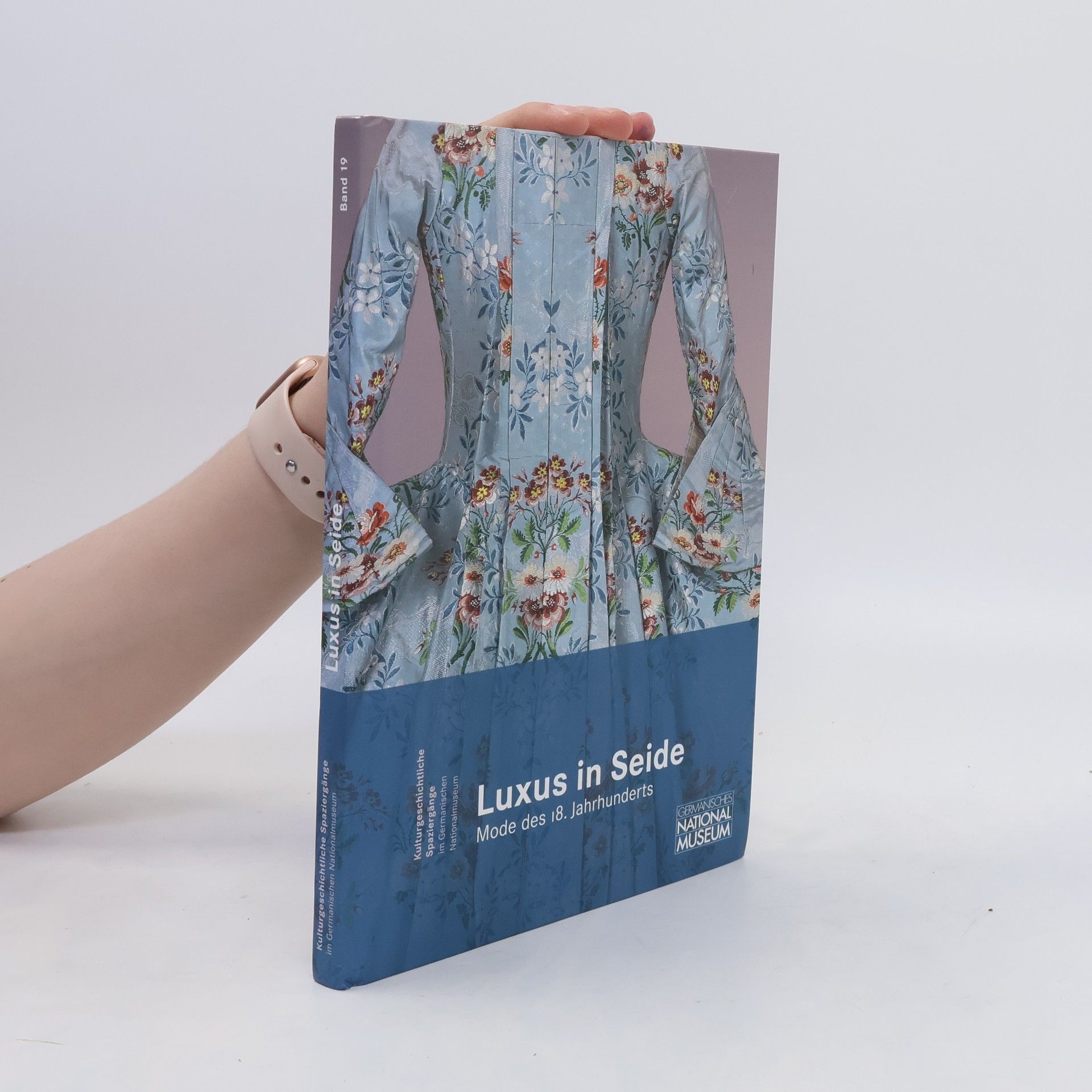 Adelheid Rasche Luxus in Seide