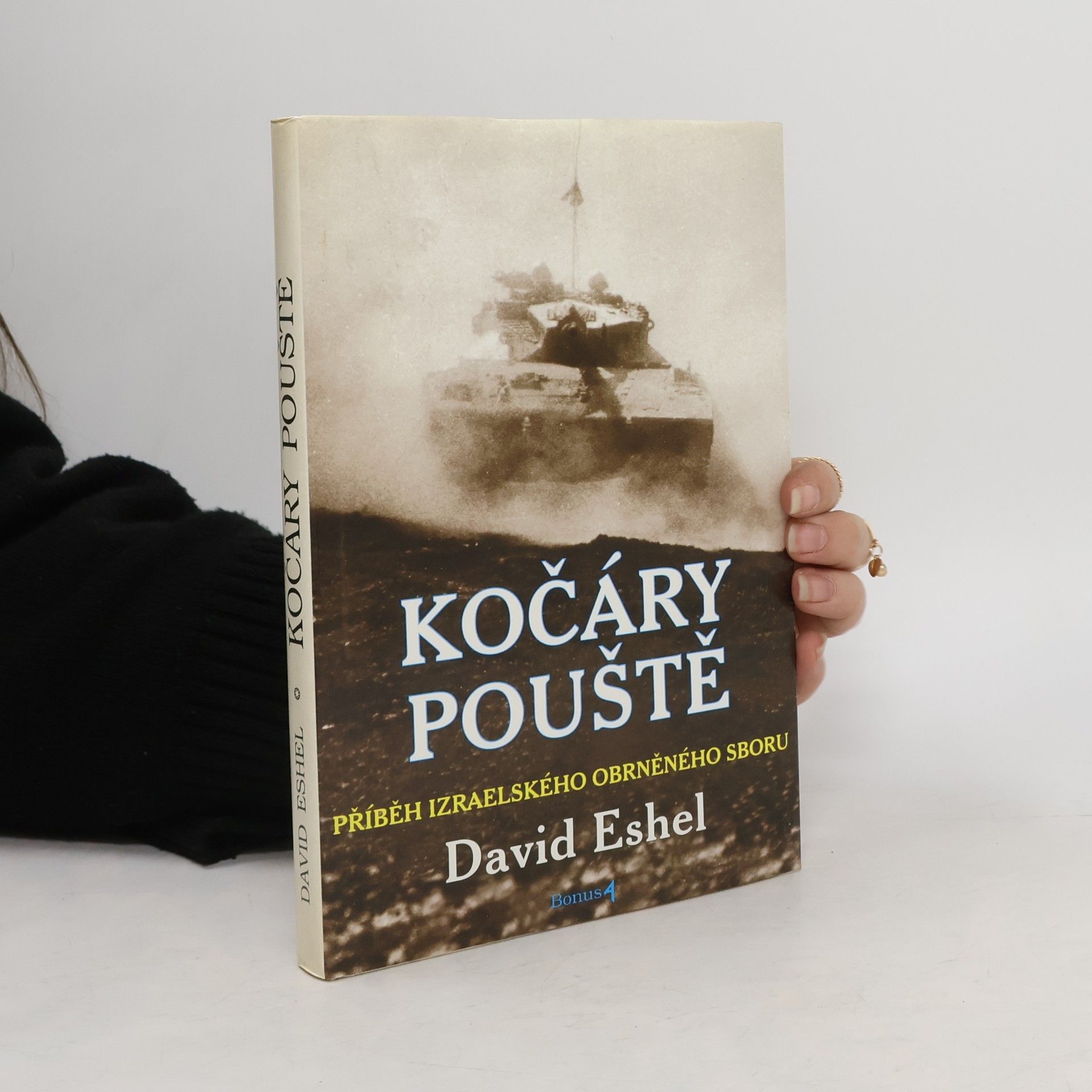 David Eshel Kočáry pouště