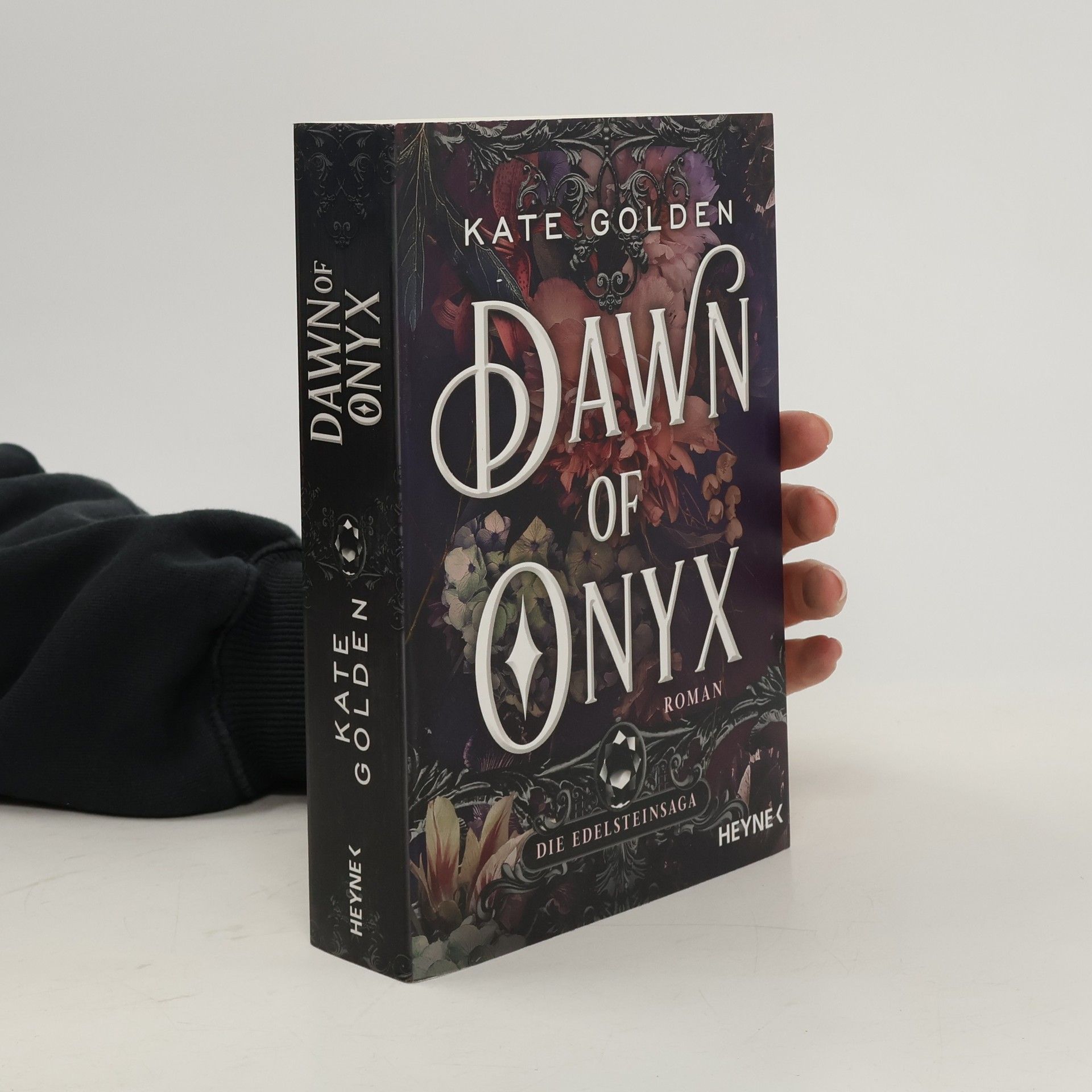 Kate Golden Dawn of Onyx - Die Edelsteinsaga