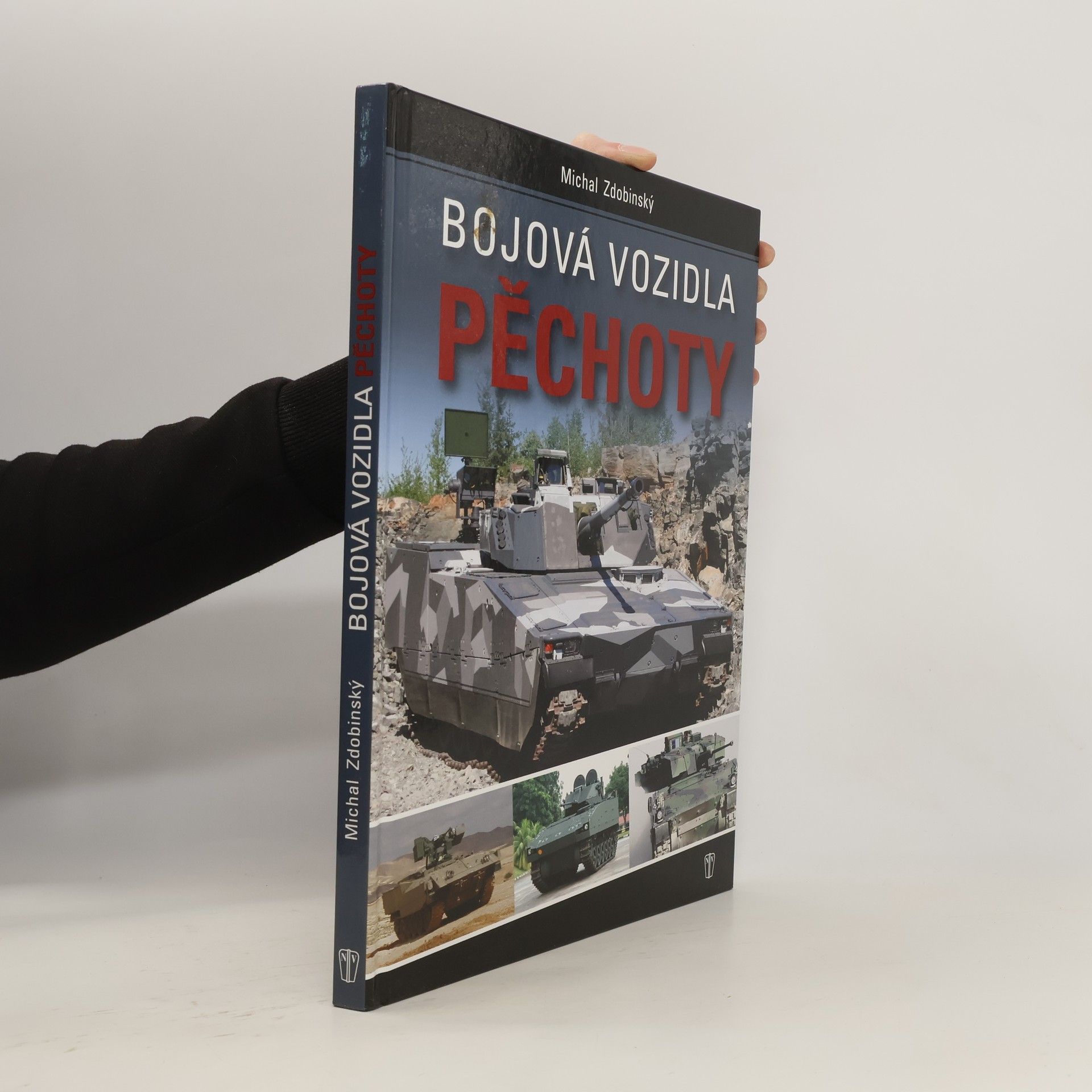 Michal Zdobinský Bojová vozidla pěchoty