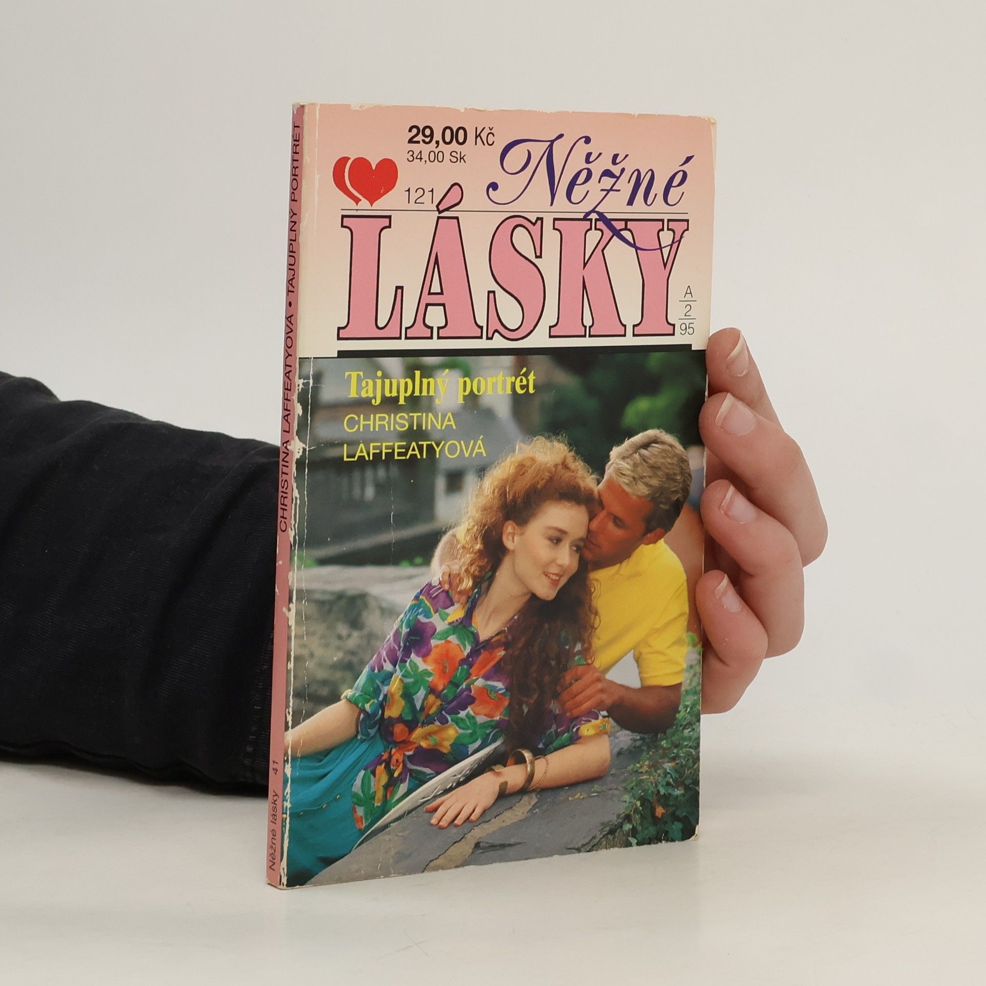 Christina Laffeaty Tajuplný portrét