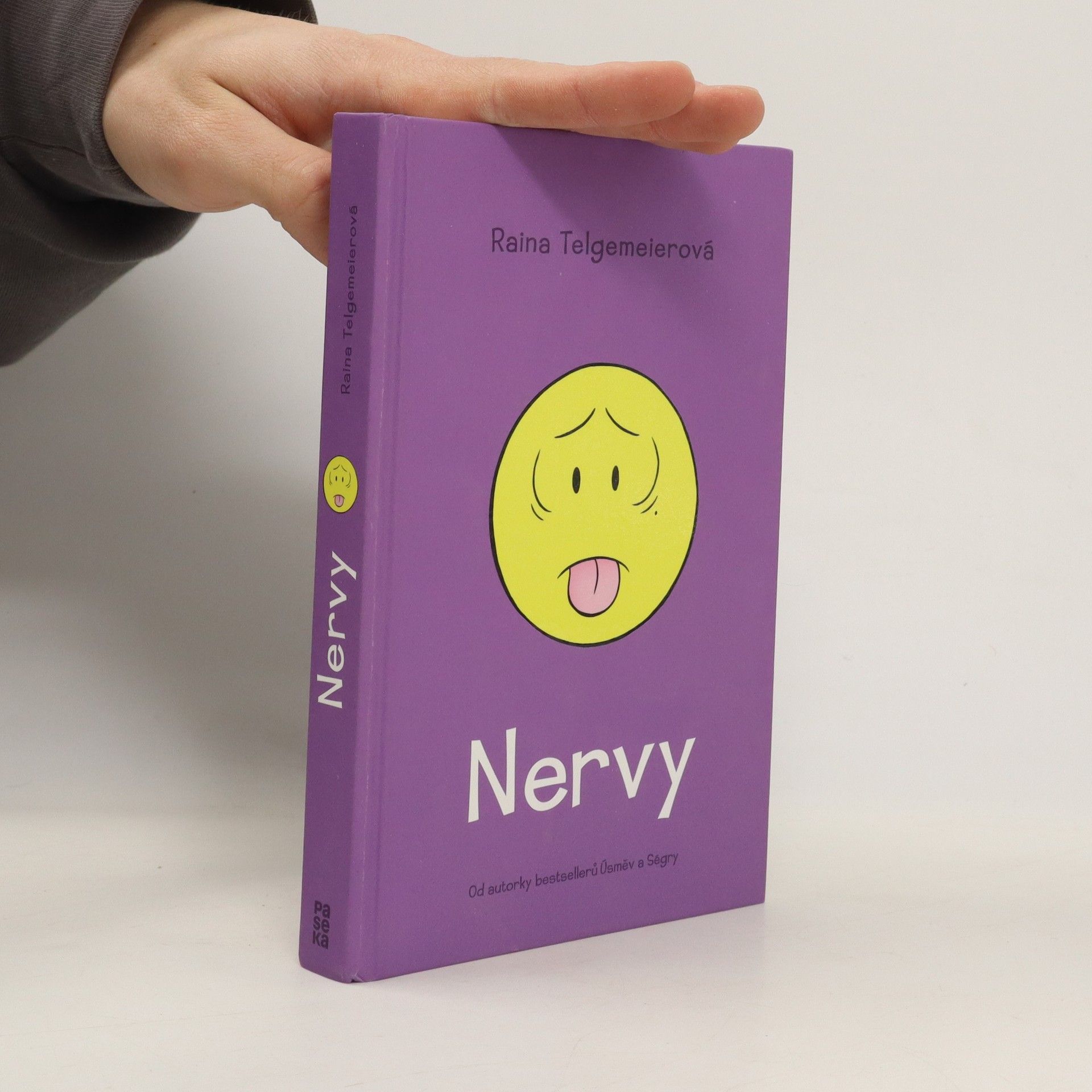 Raina Telgemeier Nervy