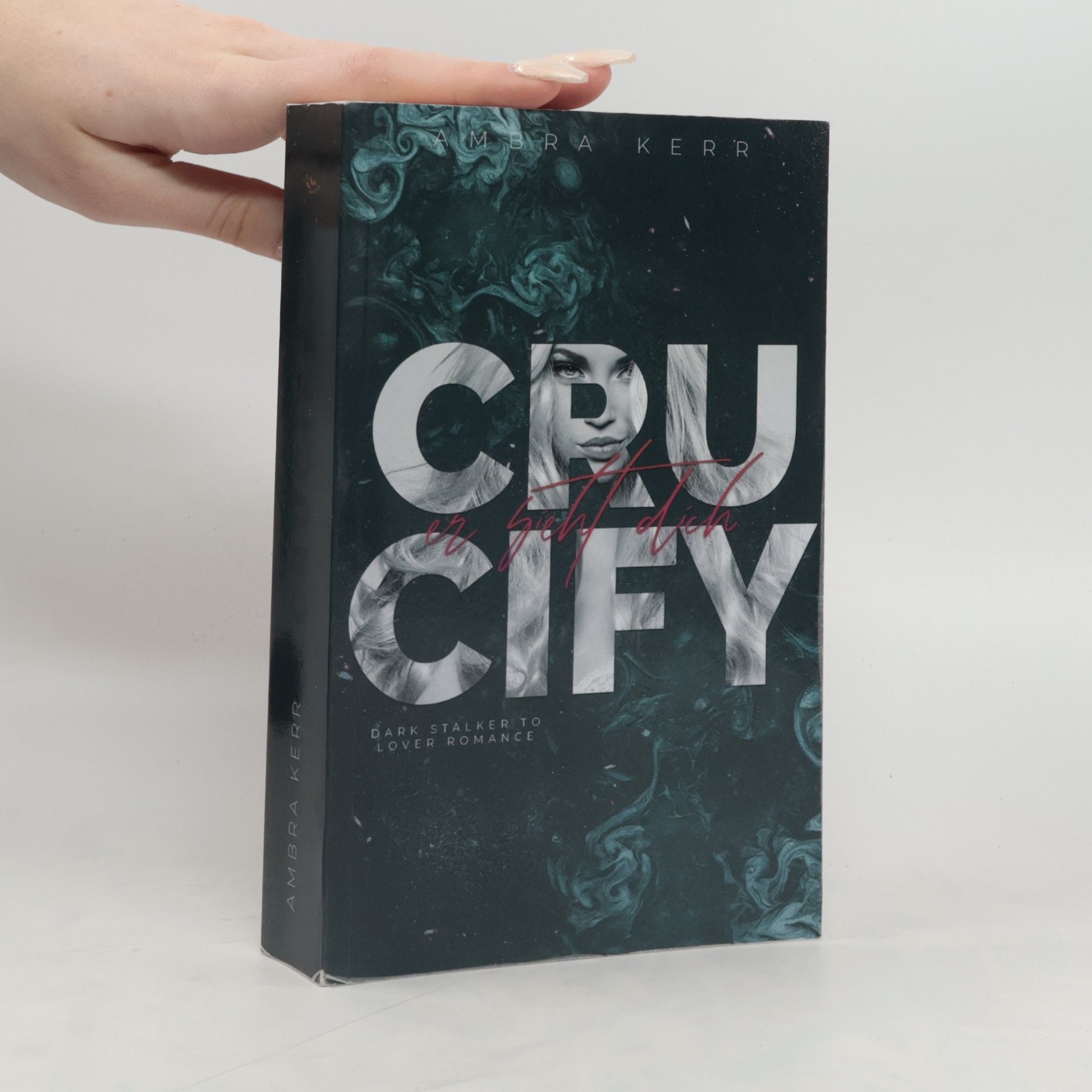 Ambra Kerr Crucify Er sieht dich