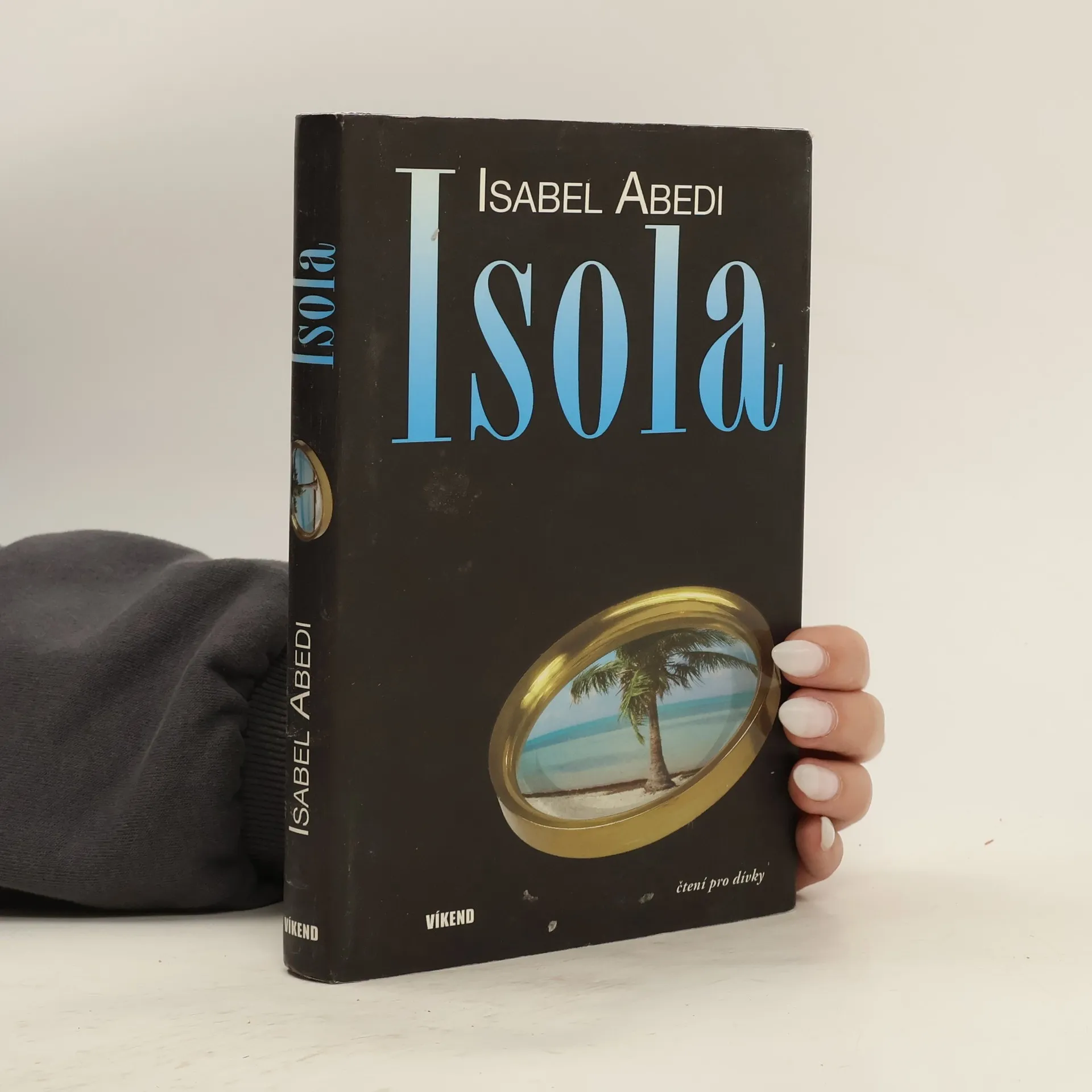 Isola | Book | Isabel Abedi | CS