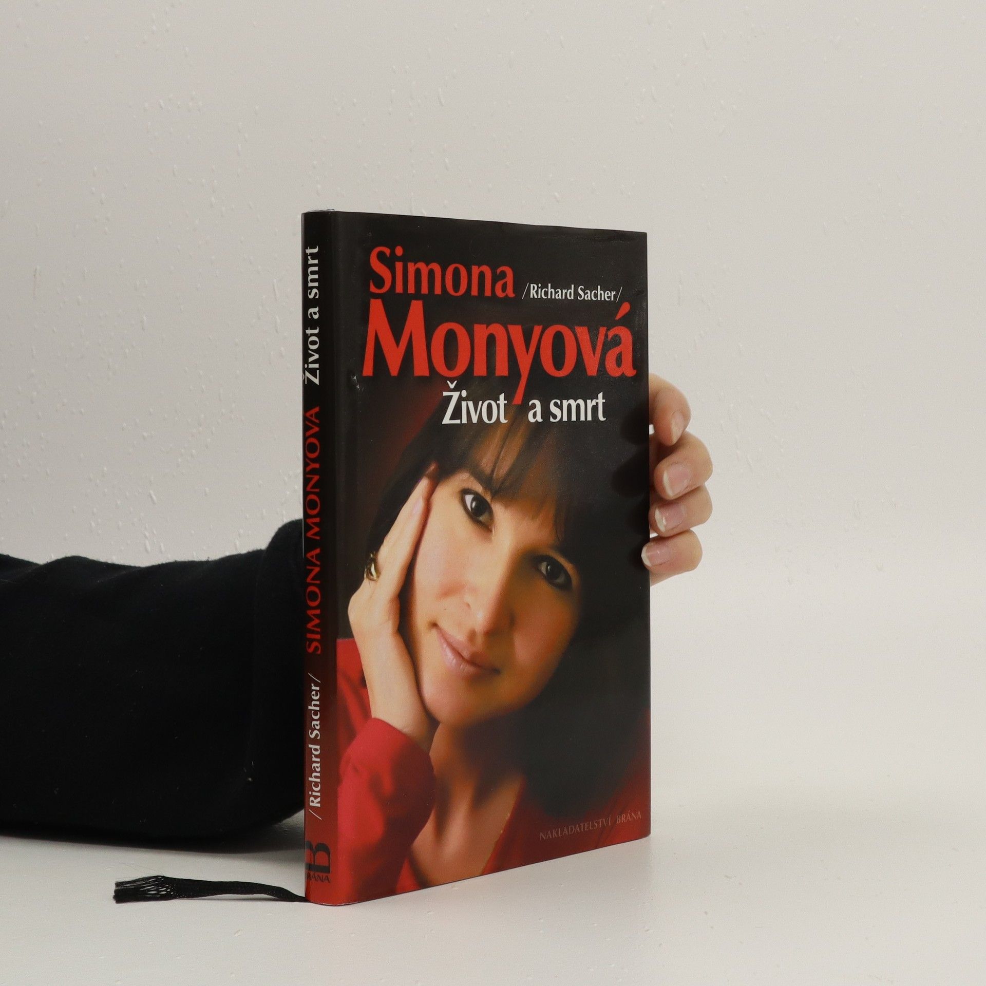 Richard Sacher Simona Monyová - Život a smrt