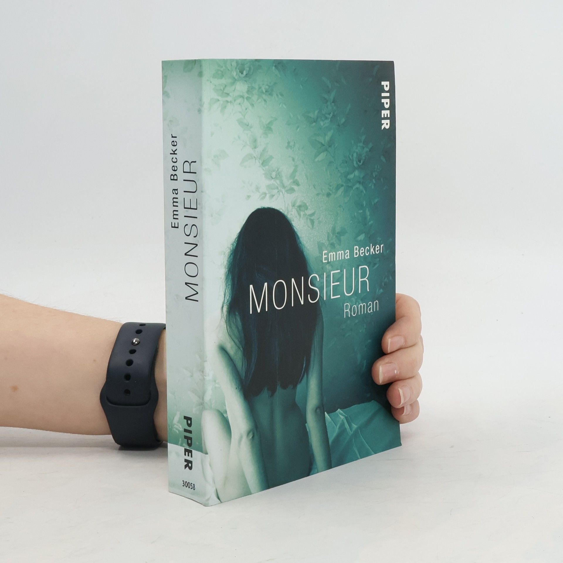 Emma Becker Monsieur