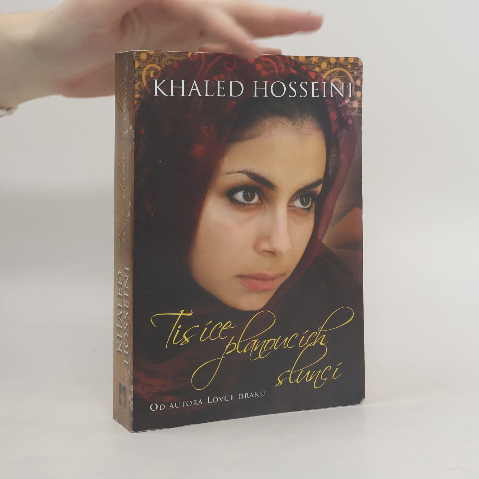 Khaled Hosseini Tisíce planoucích sluncí