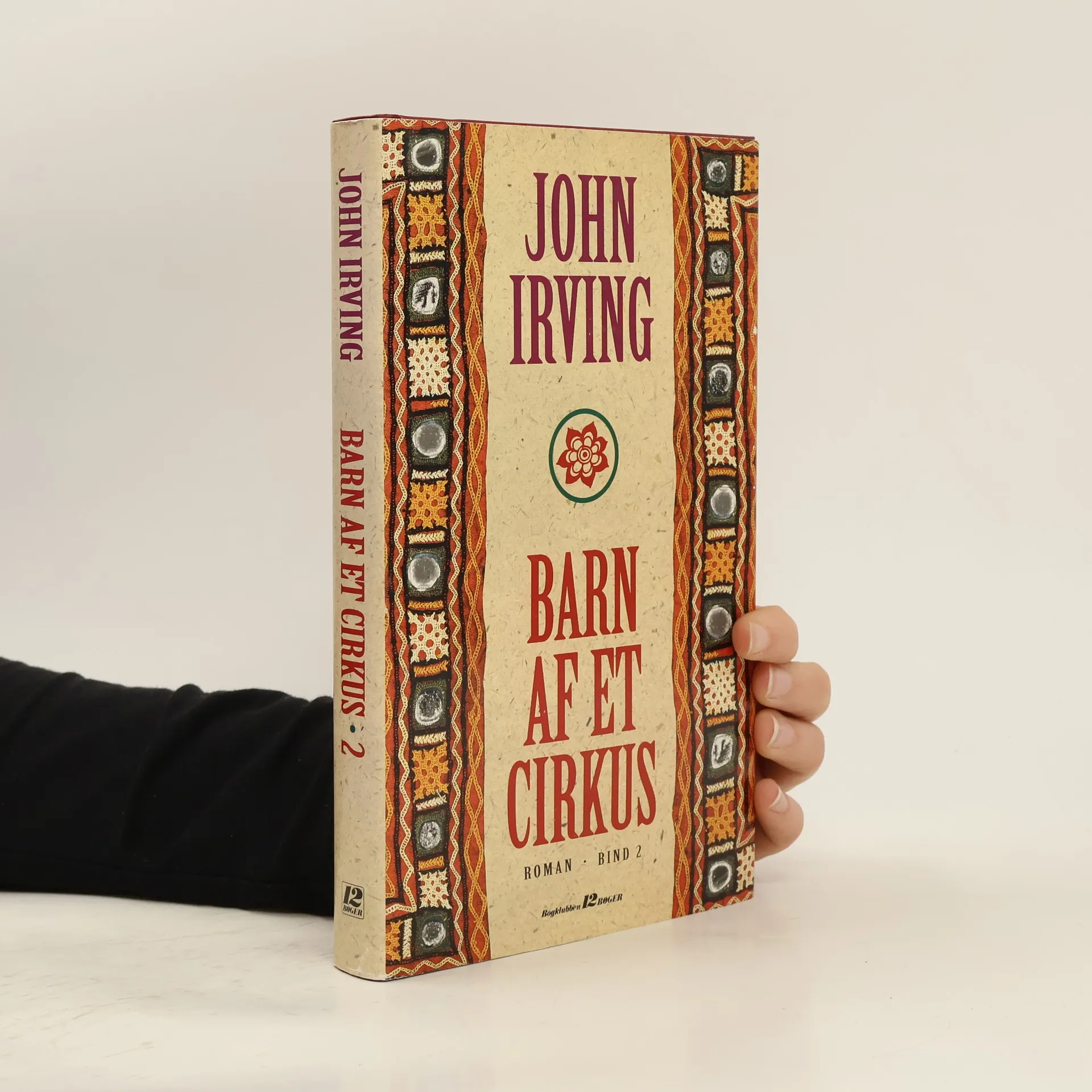 Barn af et cirkus | Book | Hardcover | John Irving | DA