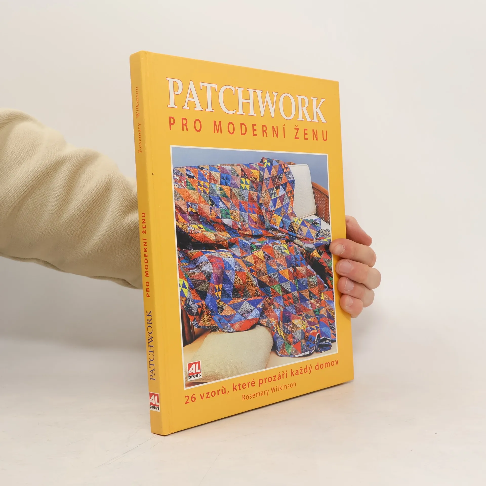 Patchwork pro moderní ženu : 26 vzorů, které prozáří každý domov | Kniha | Rosemary Wilkinson | CS