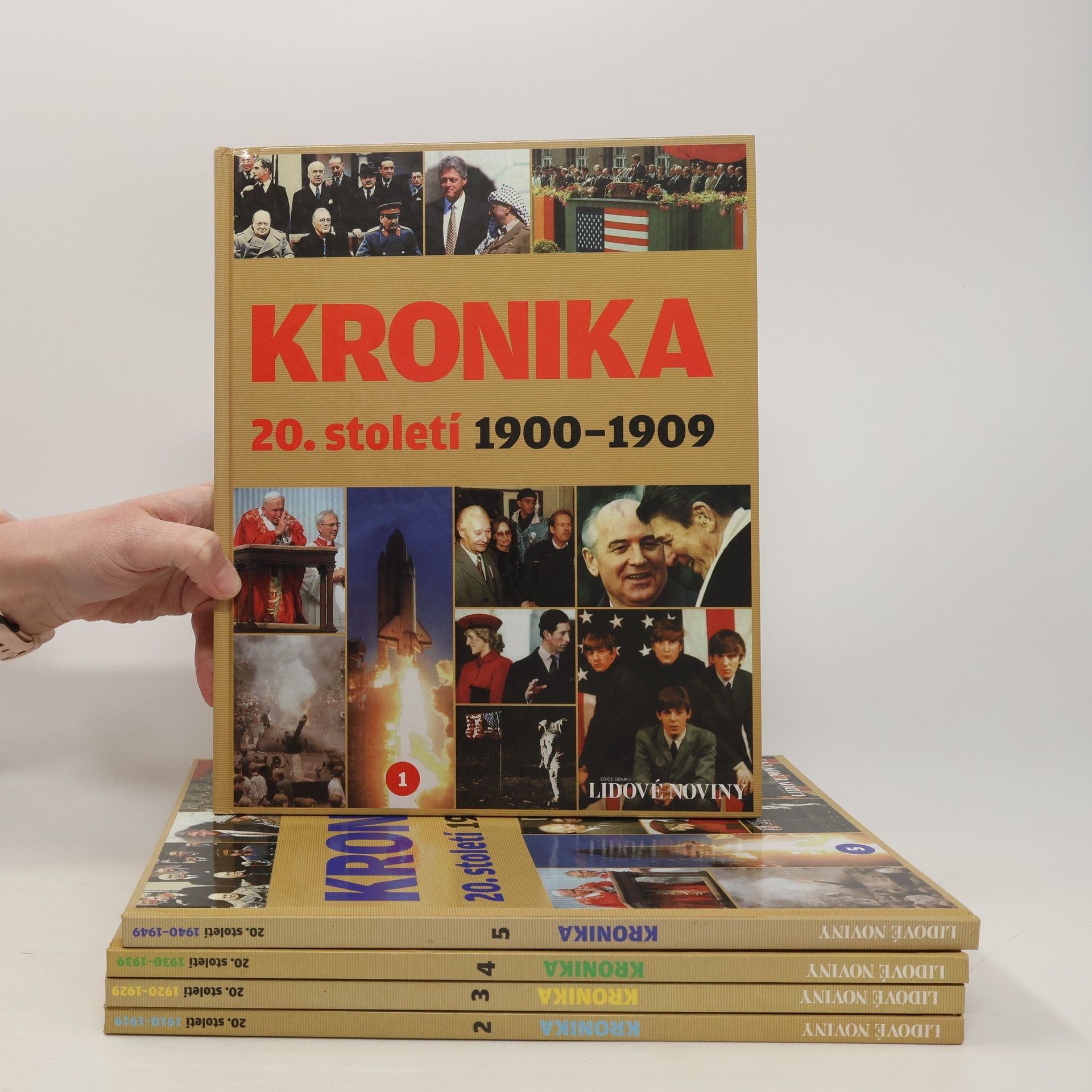 Collectif d'auteurs Kronika 20. století 1-5. díl