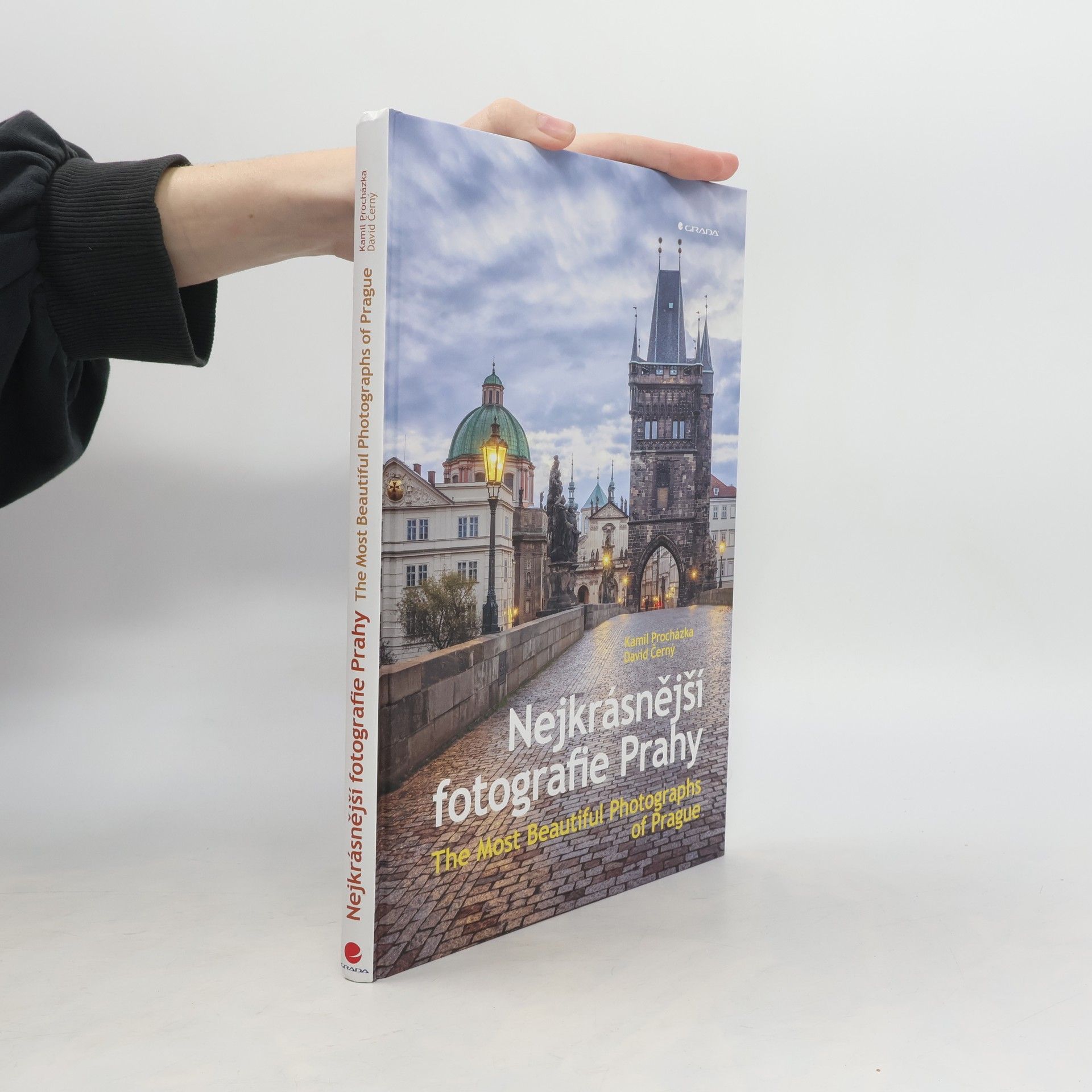 Kamil Procházka Nejkrásnější fotografie Prahy = The most beautiful photographs of Prague