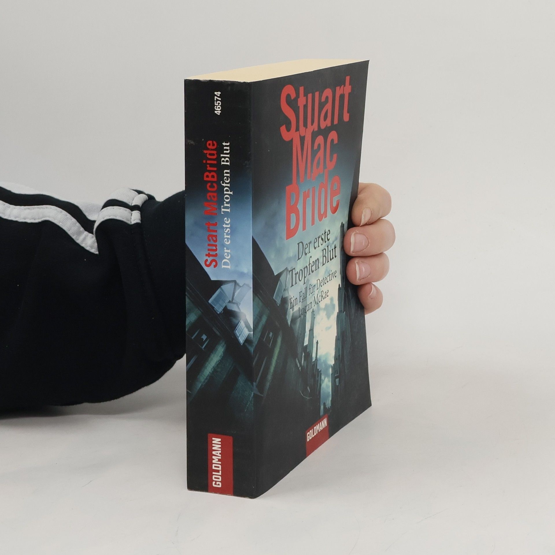 Stuart MacBride Der erste Tropfen Blut