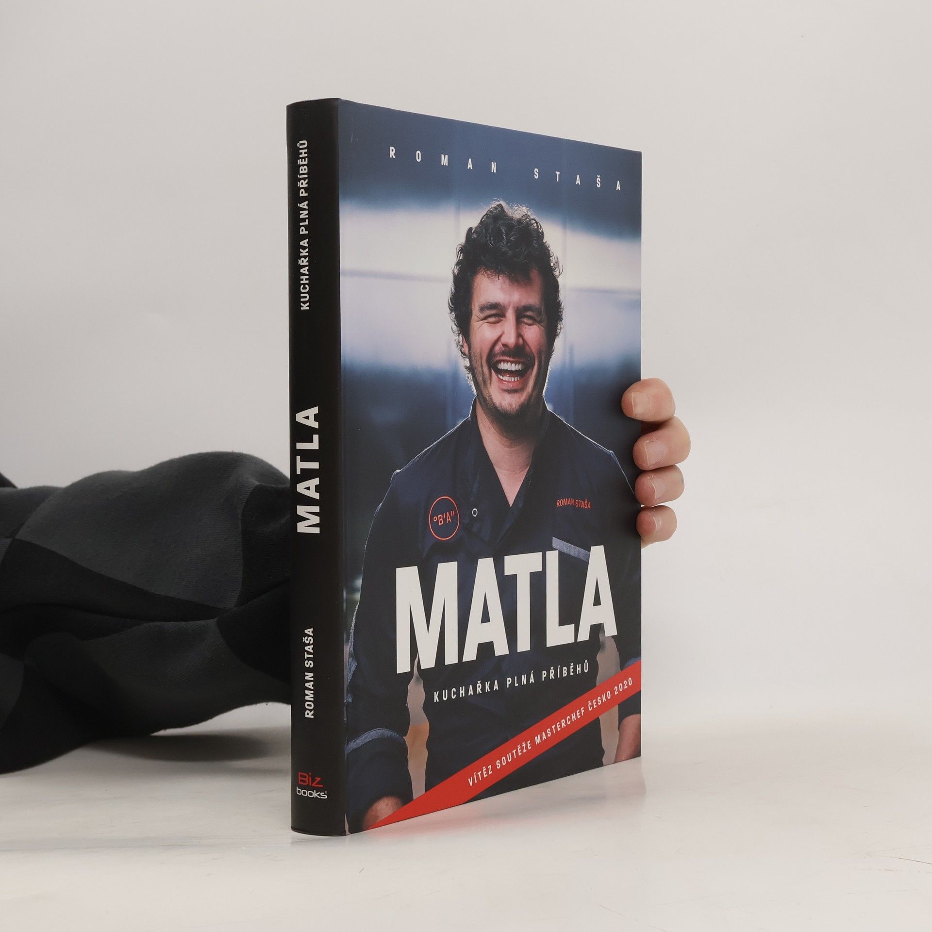 Roman Staša Matla : kuchařka plná příběhů