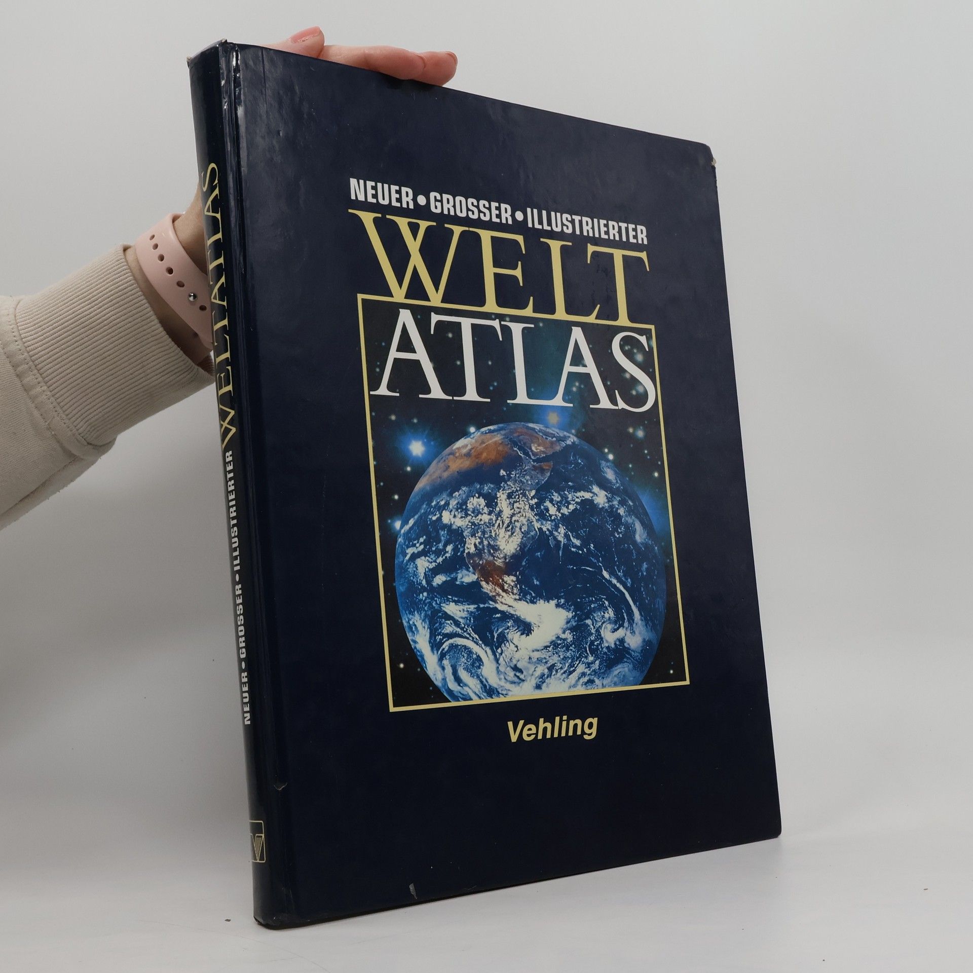 AA.VV. Neuer großer illustrierter Weltatlas