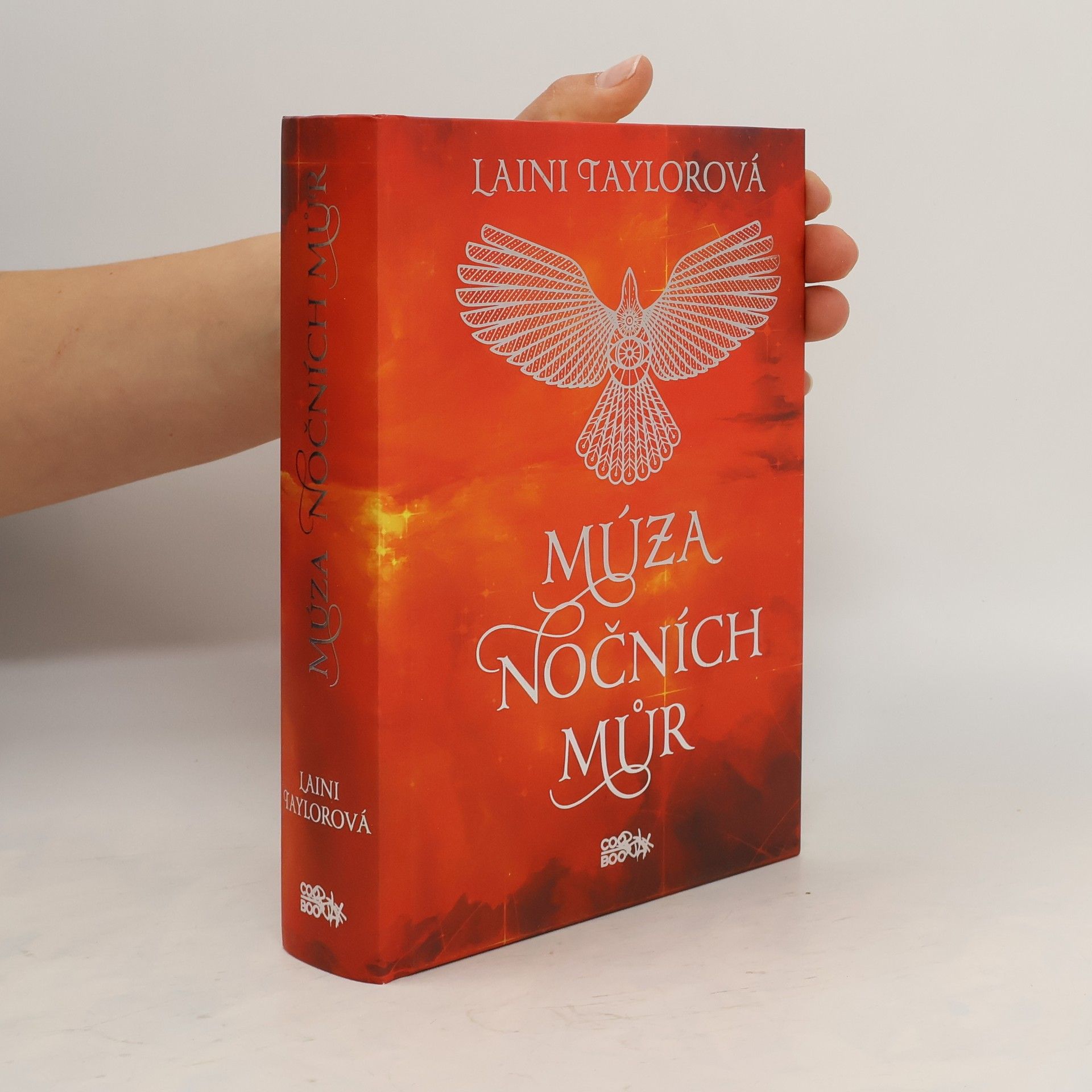 Laini Taylor Múza nočních můr